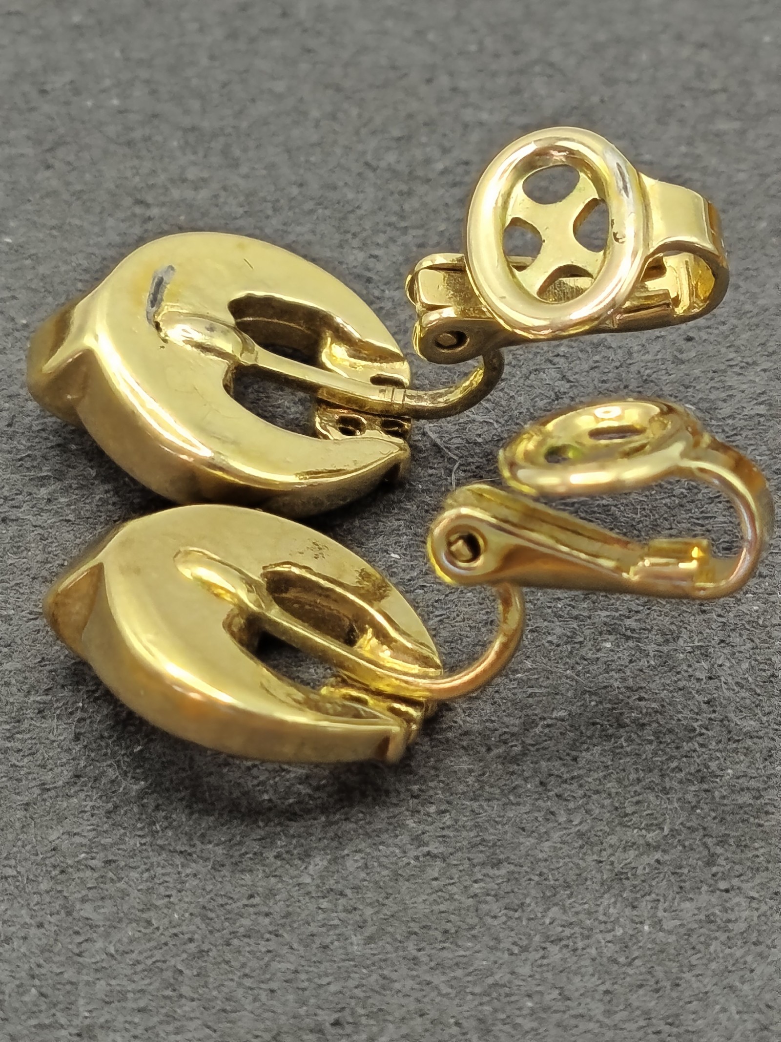 Nina Ricci NR Gold Tone Crystal Clip-On Earrings Women image 6