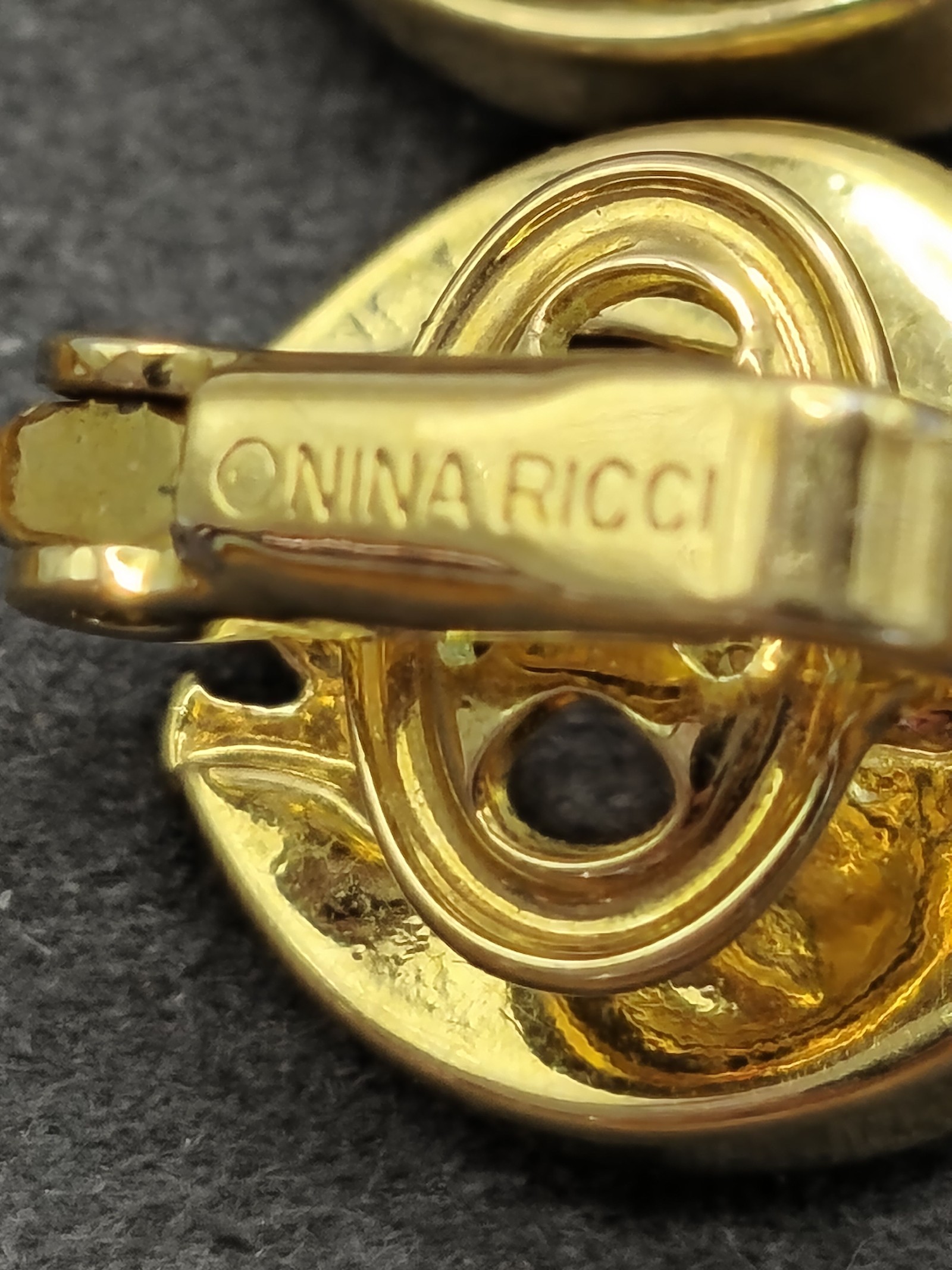 Nina Ricci NR Gold Tone Crystal Clip-On Earrings Women image 8