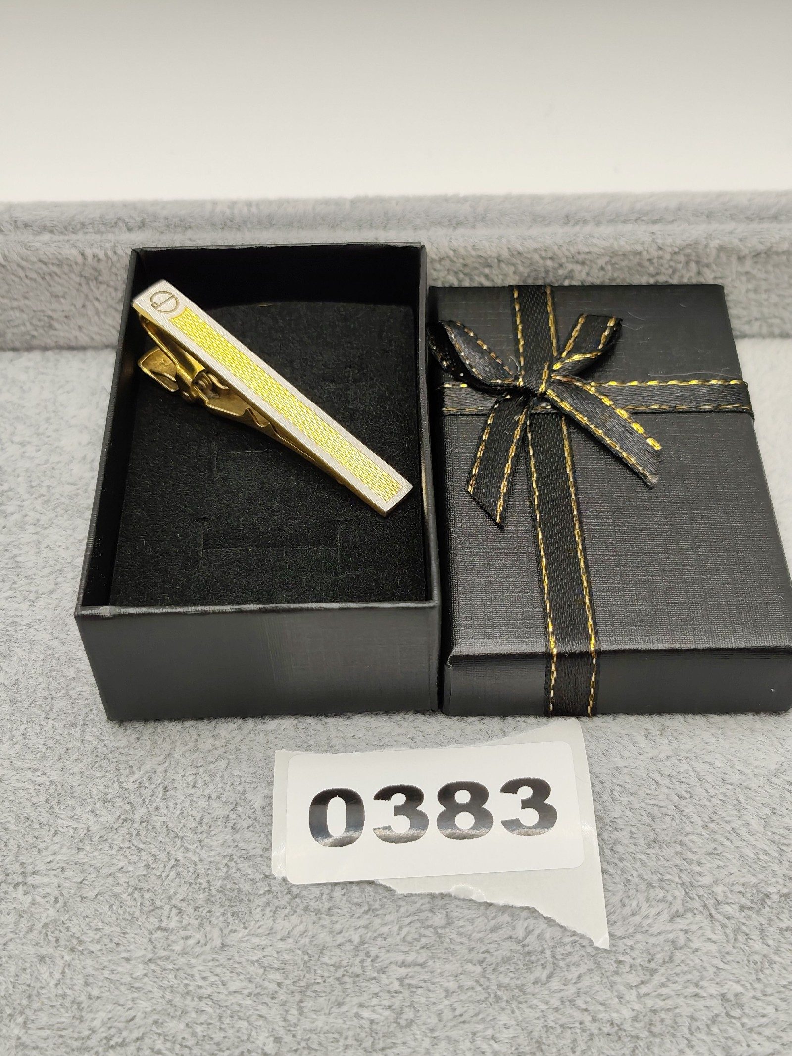 Dunhill Gold & Silver tone Men's Tie Clip Bar Textured Design Other