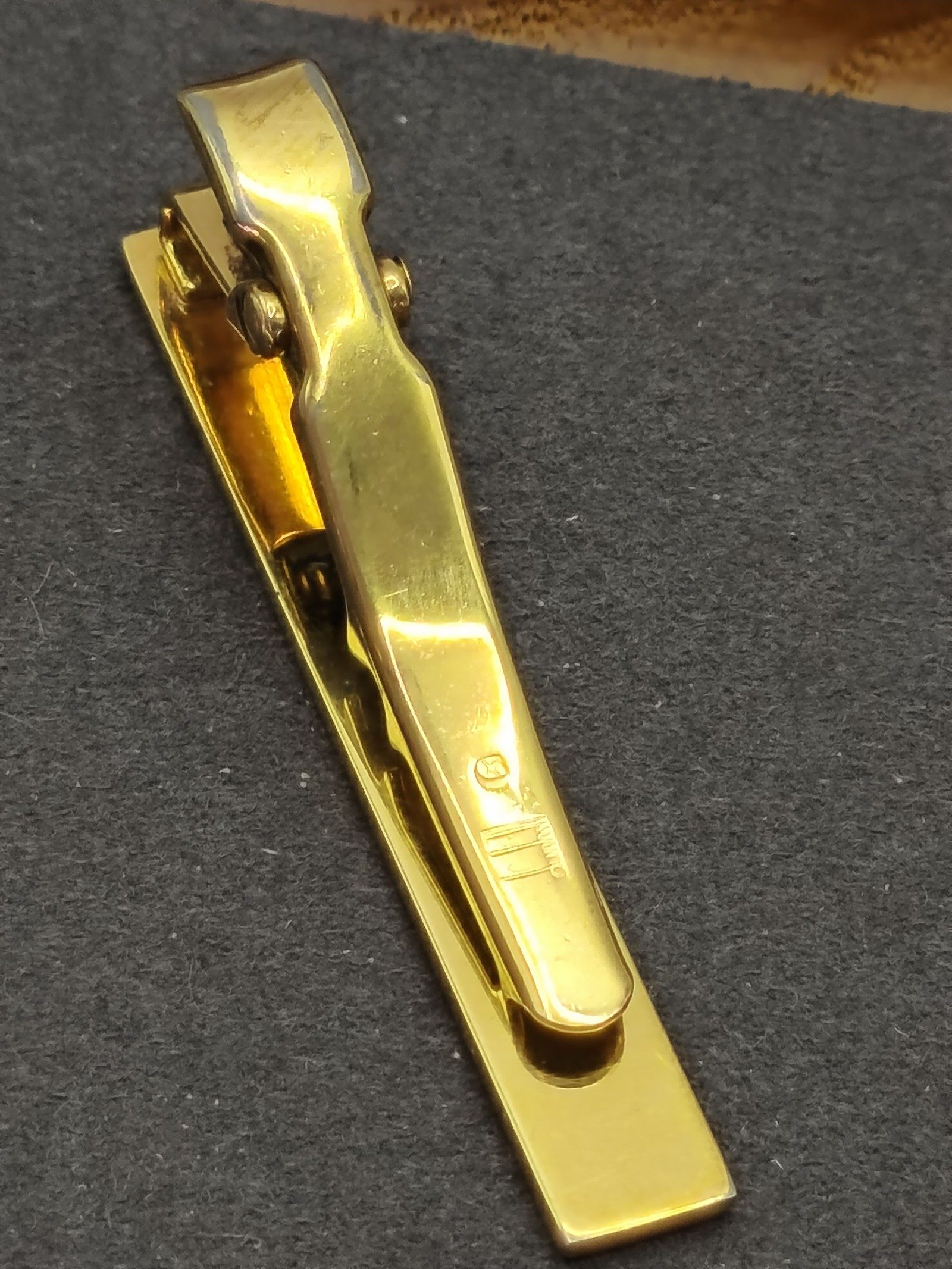 Dunhill Gold & Silver tone Men's Tie Clip Bar Textured Design Other image 8