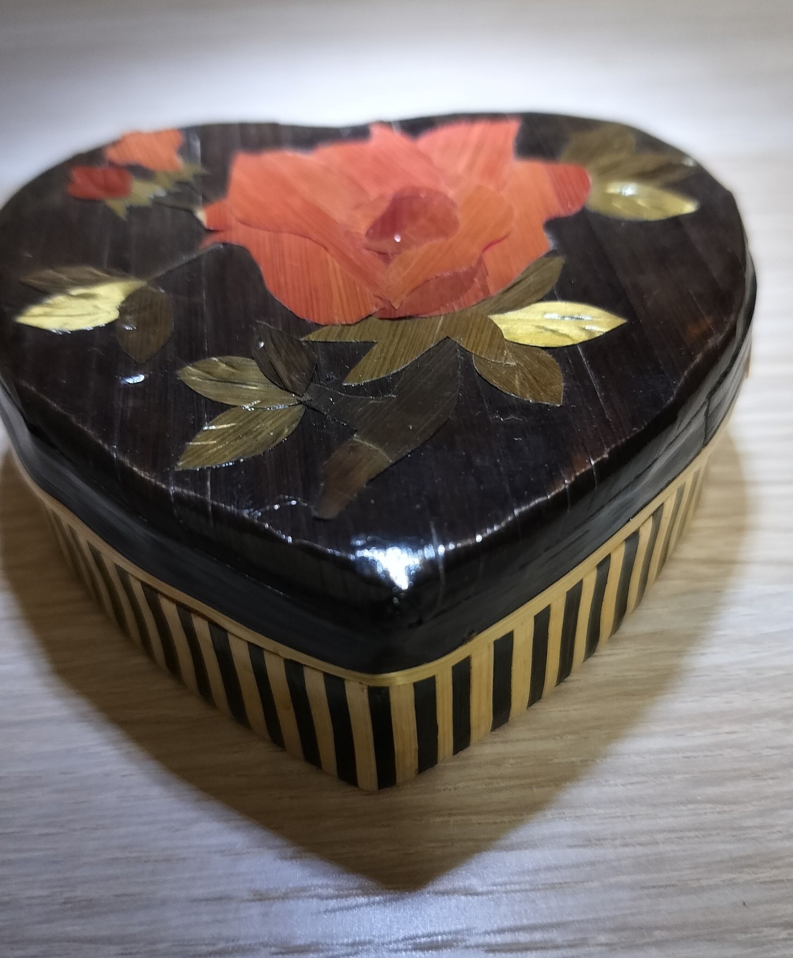 Handmade Black & Gold Heart-Shaped Matte Boxes Set of 3 with Floral Design image 6