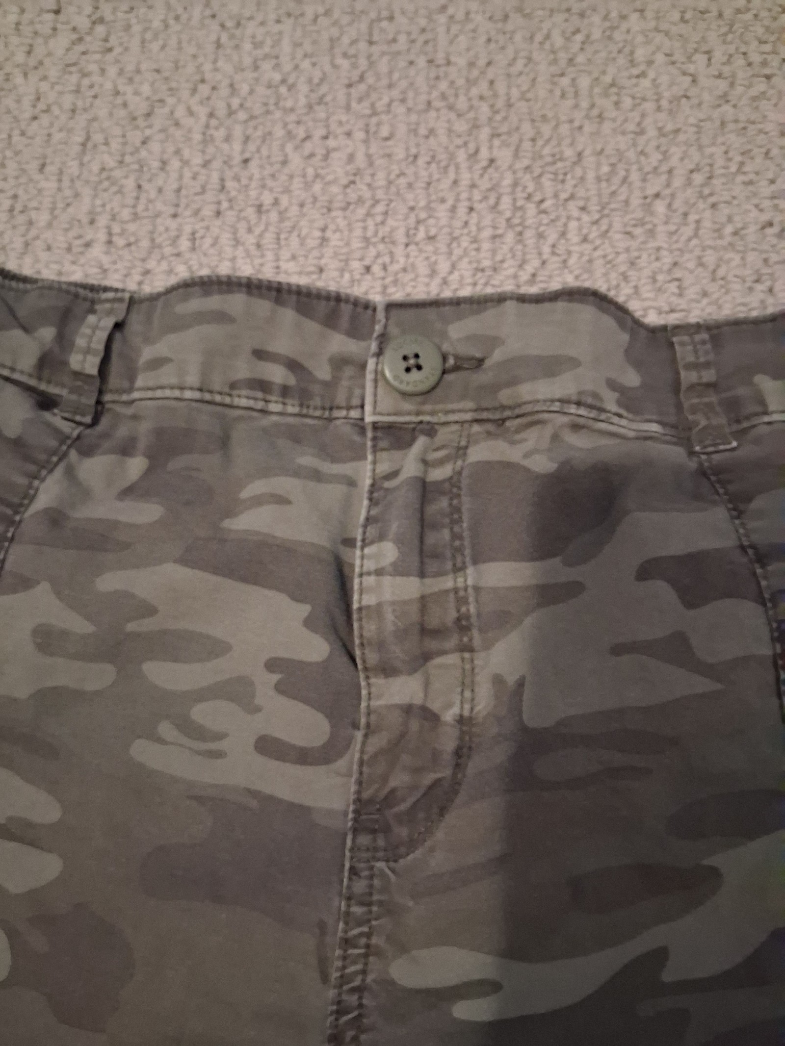 Social Premier Women's Green Camouflage Cotton Shorts Medium image 3