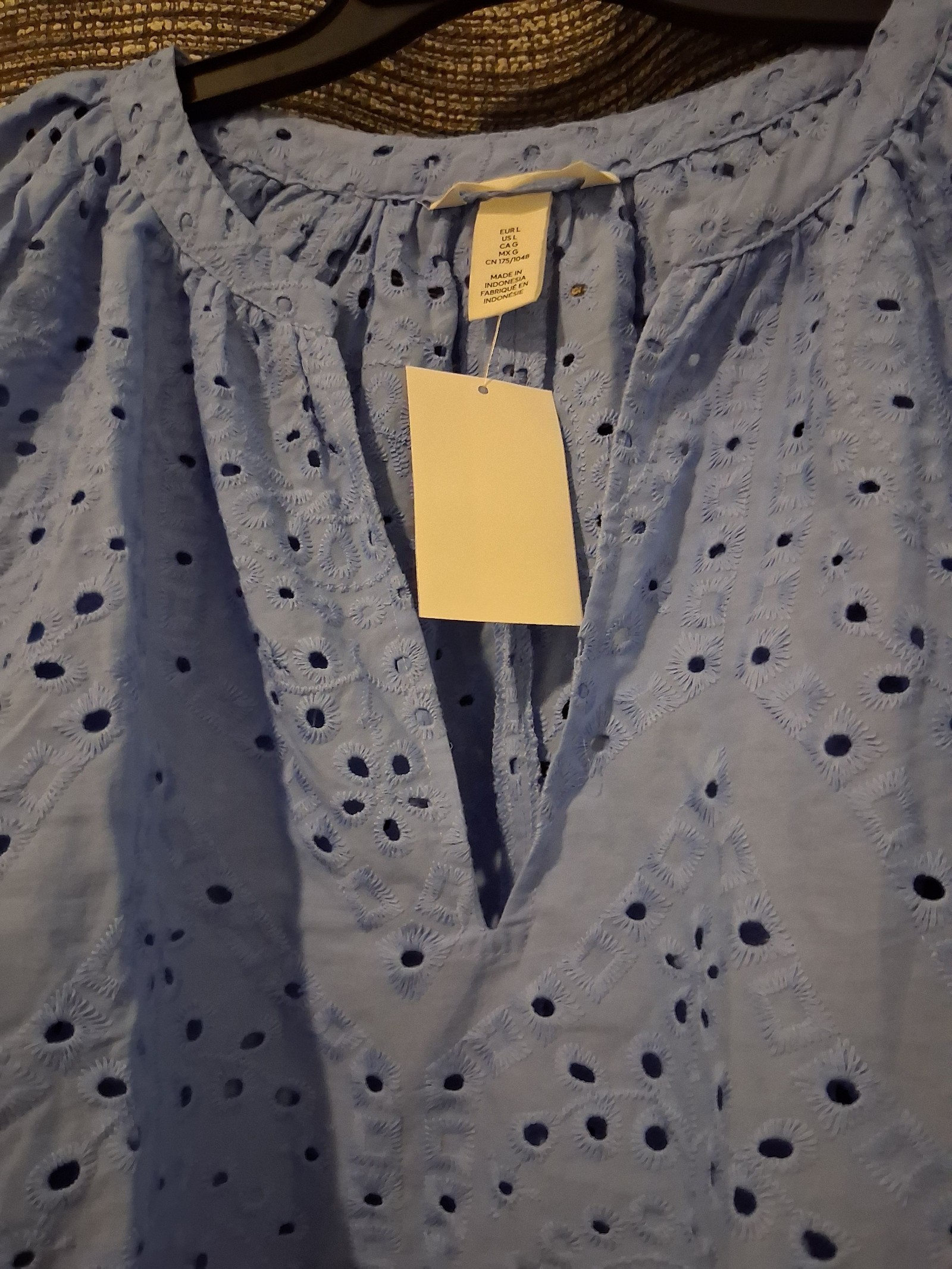 H&M Blue Eyelet Embroidered Cotton Blouse Large image 4