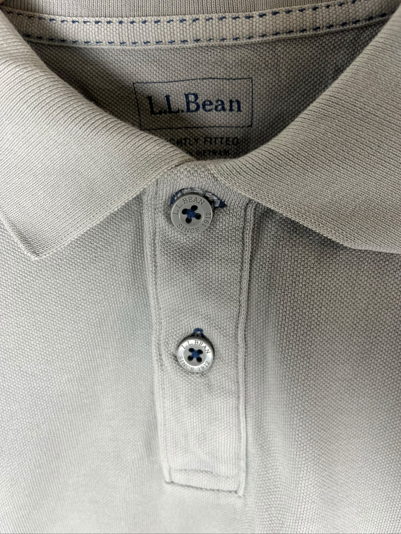L.L. Bean Men's Grey Slightly Fitted Polo Shirt Small Regular image 3