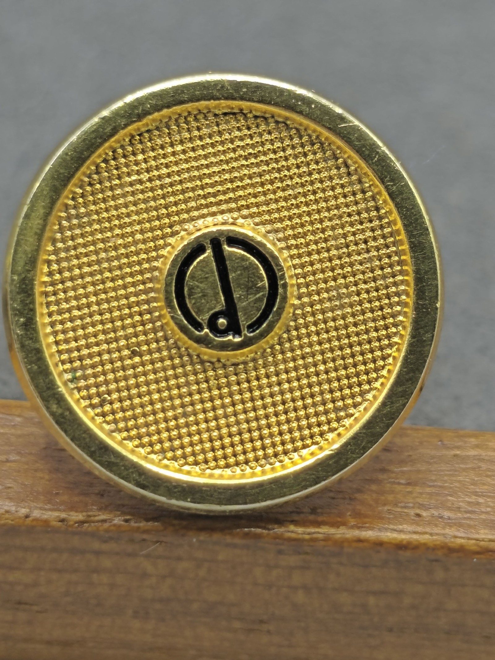Dunhill Men's Gold Tone Cufflinks & Stud Set in Gift Box image 6