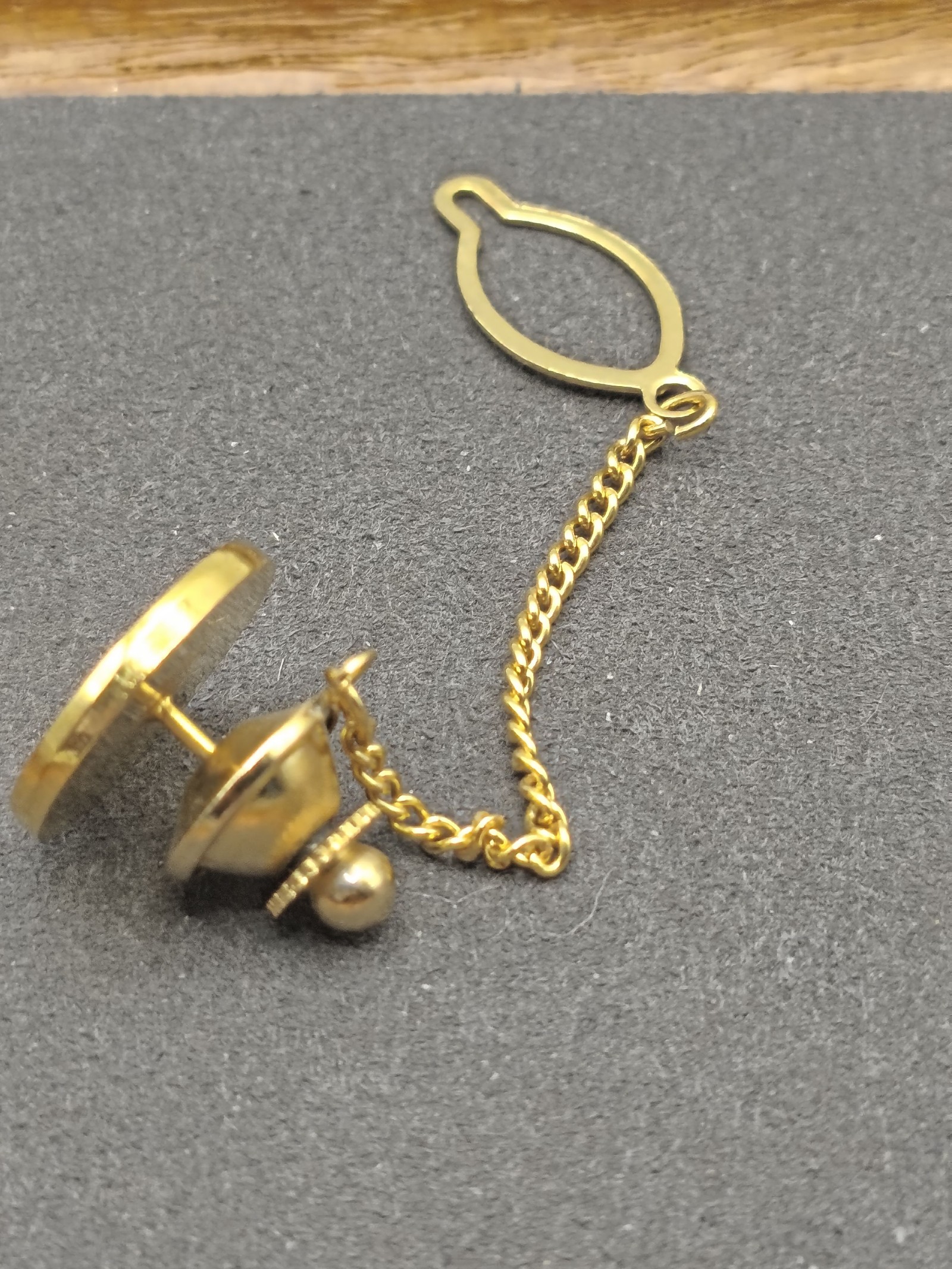 Dunhill Men's Gold Tone Cufflinks & Stud Set in Gift Box image 10