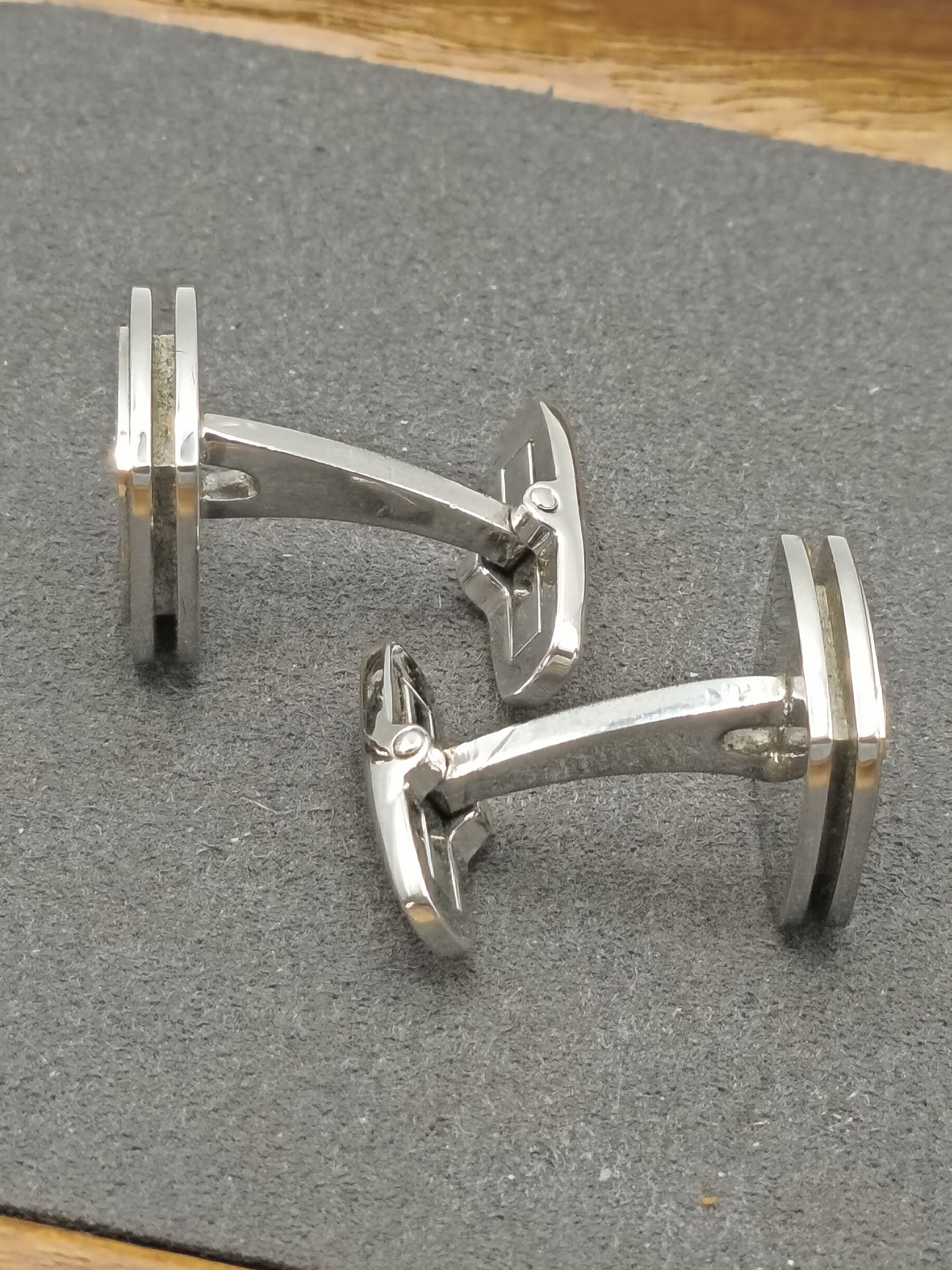 Yves Saint Laurent Silver Cufflinks & Tie Clip Set Other image 7
