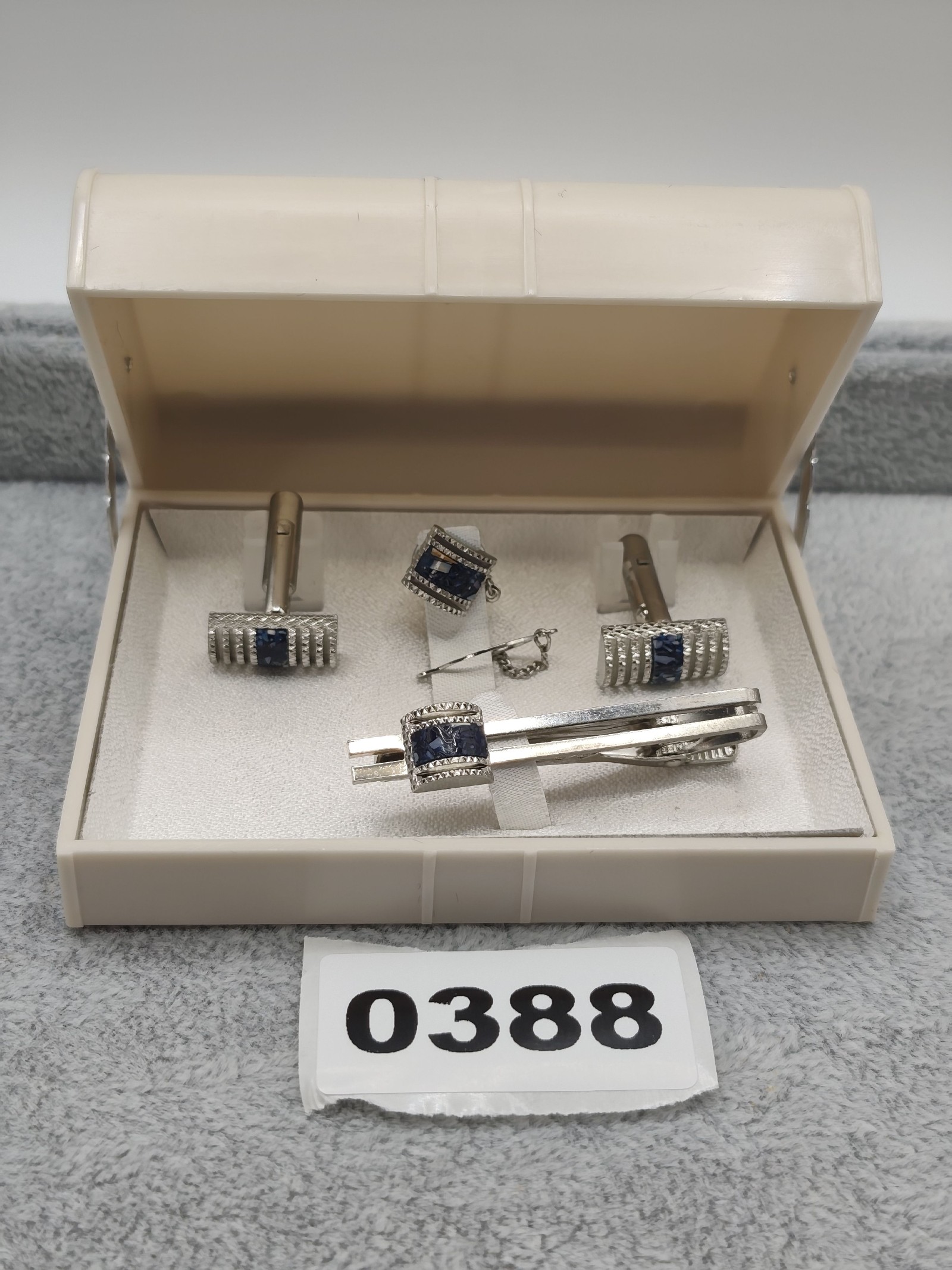 Men's Silver & Blue Cufflinks Tie Clip & Lapel Set