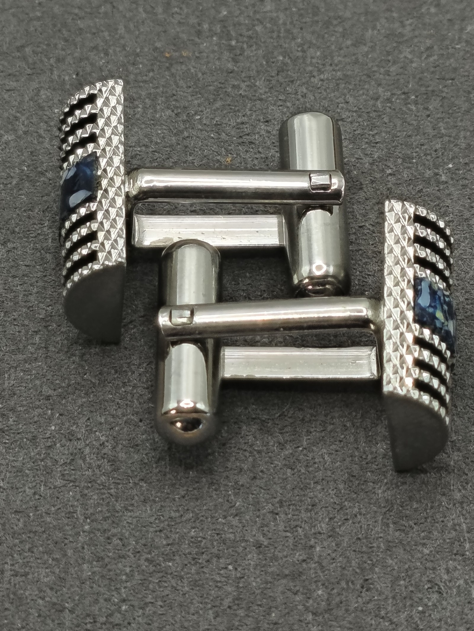 Men's Silver & Blue Cufflinks Tie Clip & Lapel Set image 8