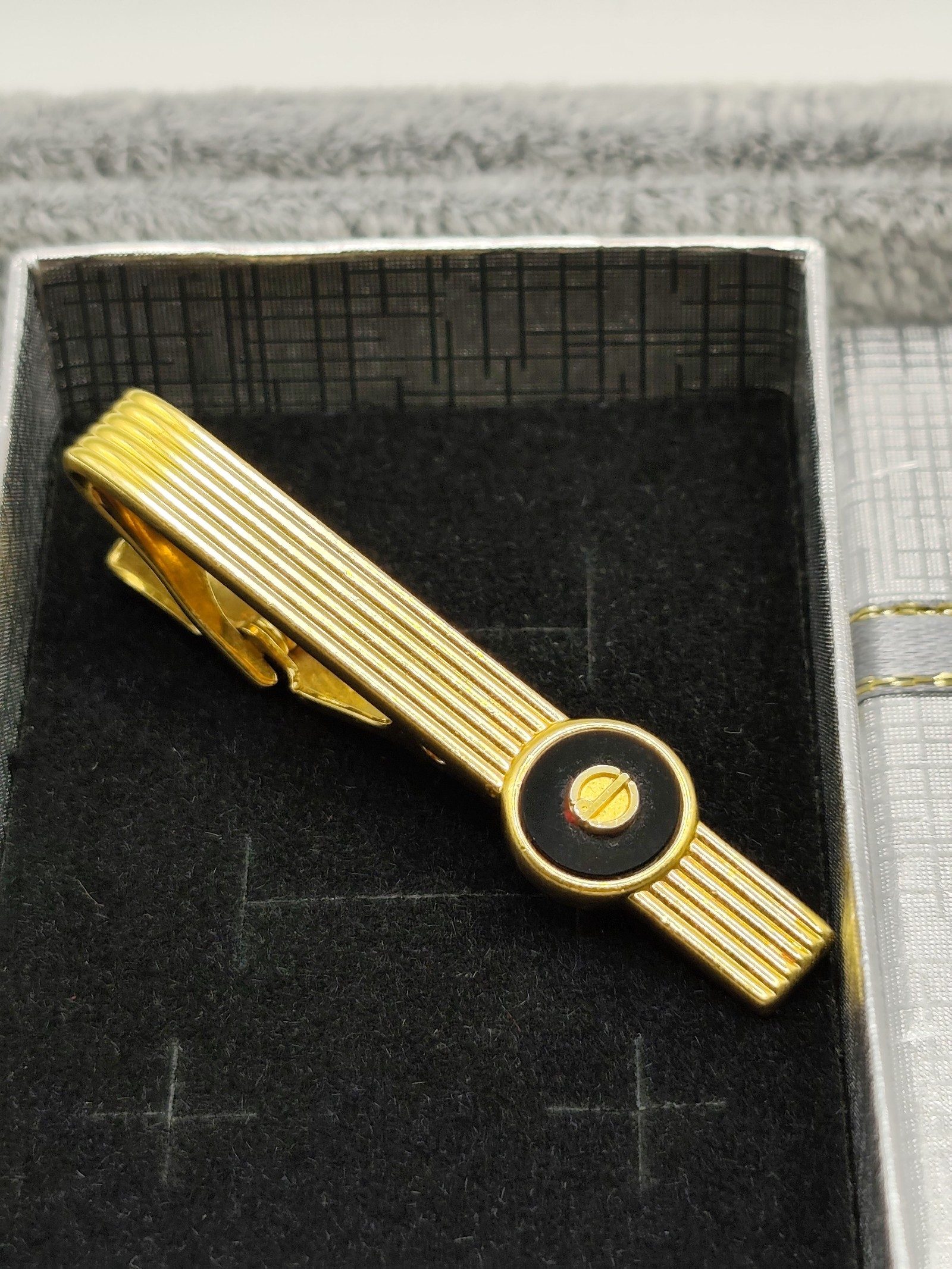 Dunhill Men Gold & Black Vintage Tie Clip image 2
