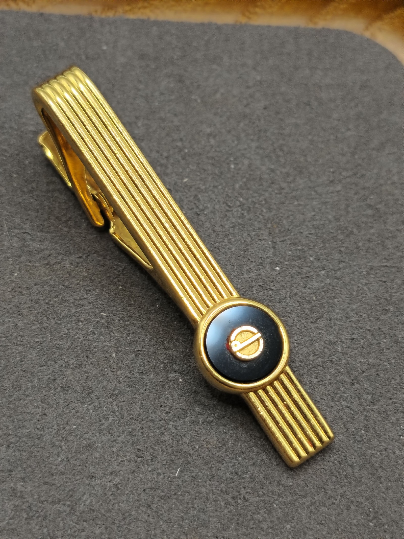 Dunhill Men Gold & Black Vintage Tie Clip image 3
