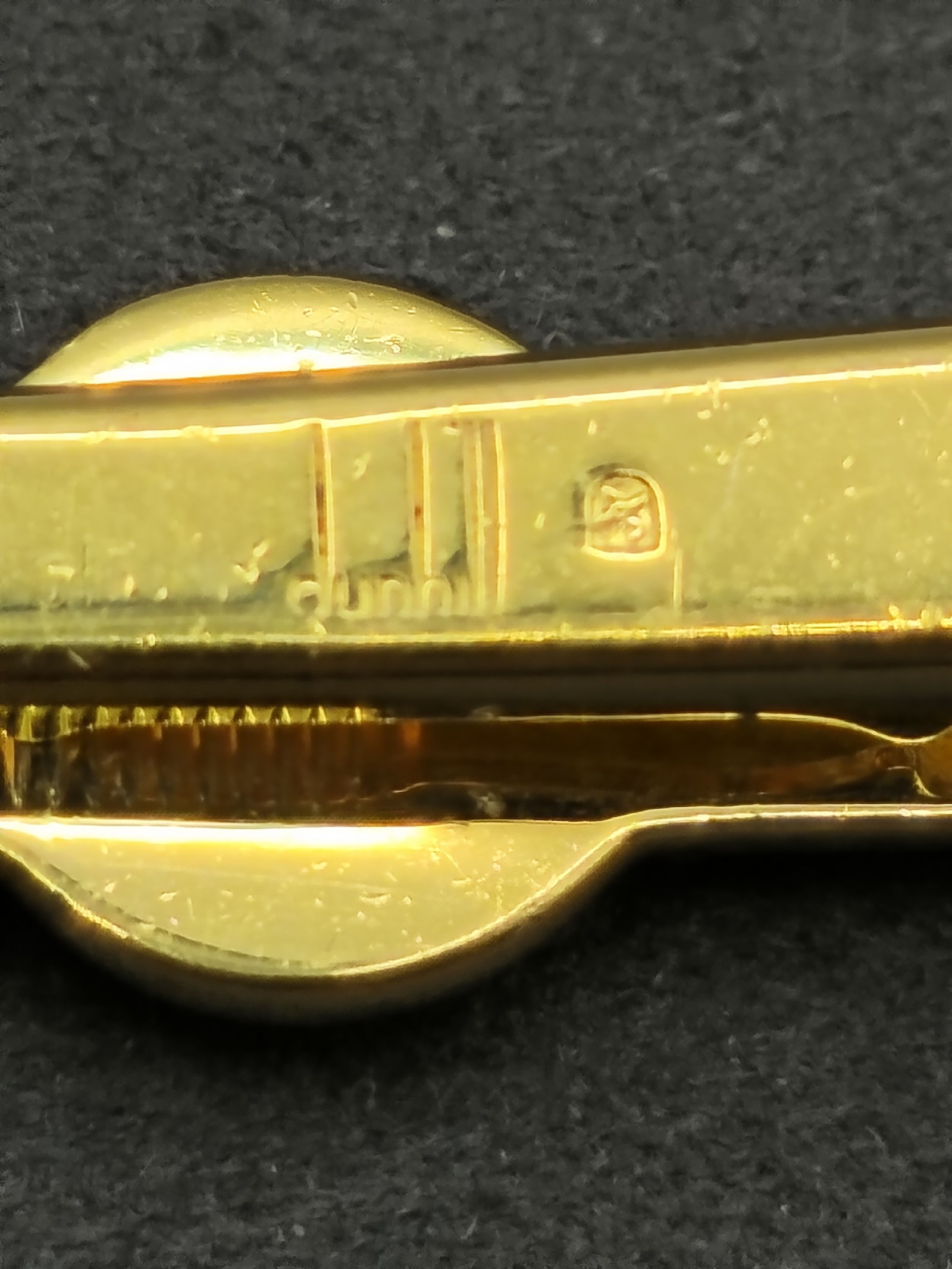 Dunhill Men Gold & Black Vintage Tie Clip image 4