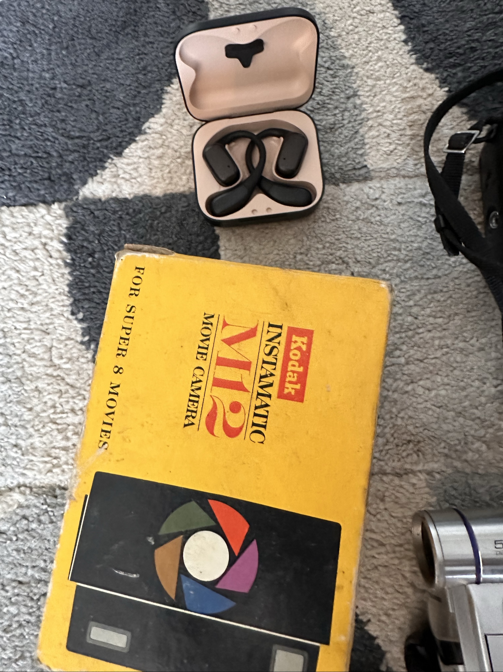 Canon Black Super 8 Movie Camera with Panasonic Mini DV & Kodak M12 Box image 2