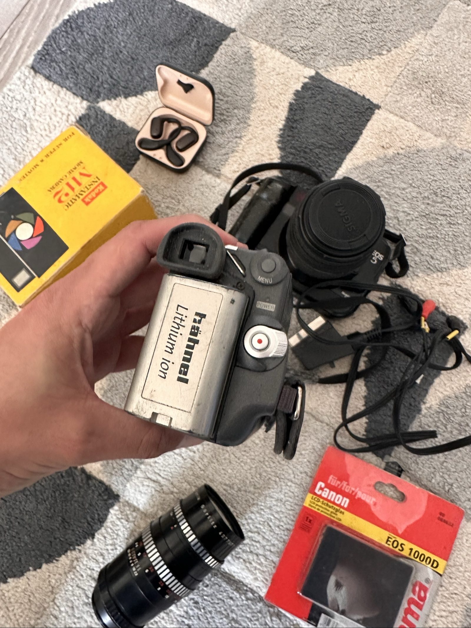 Canon Black Super 8 Movie Camera with Panasonic Mini DV & Kodak M12 Box image 10