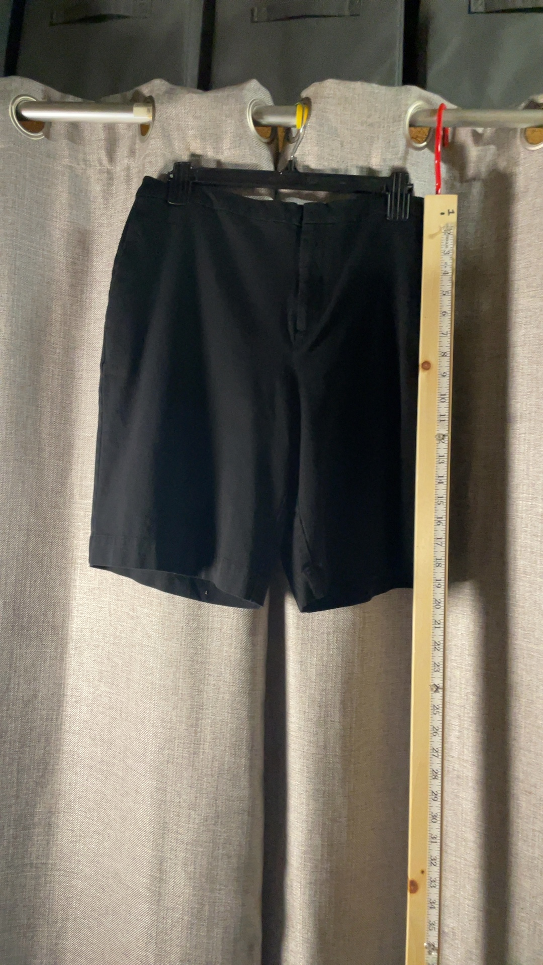 Susie Graver Women's Black Shorts Size 14