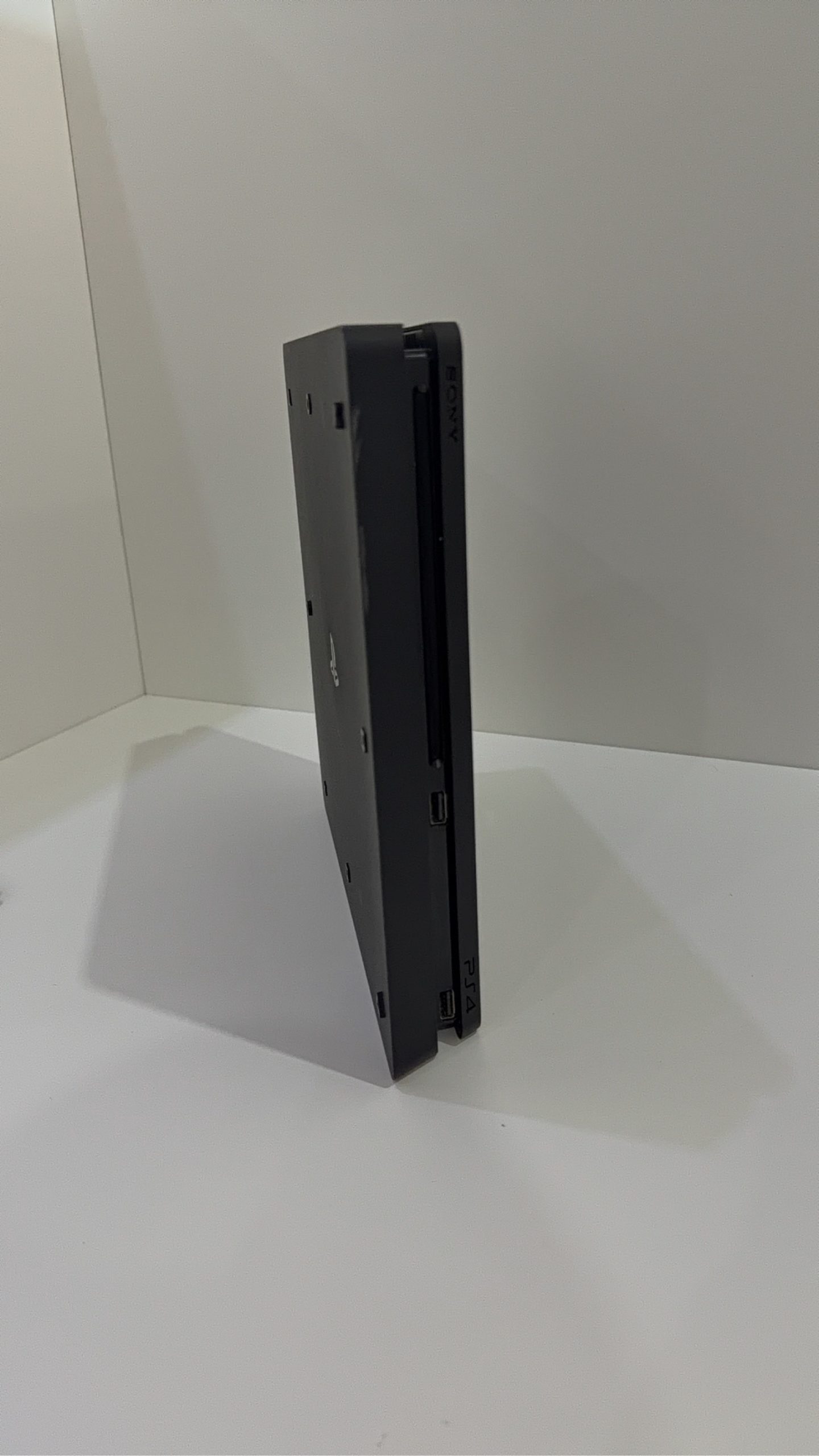 Sony PlayStation 4 PS4 Slim 500GB Black Console + Controller Cables Tested image 4