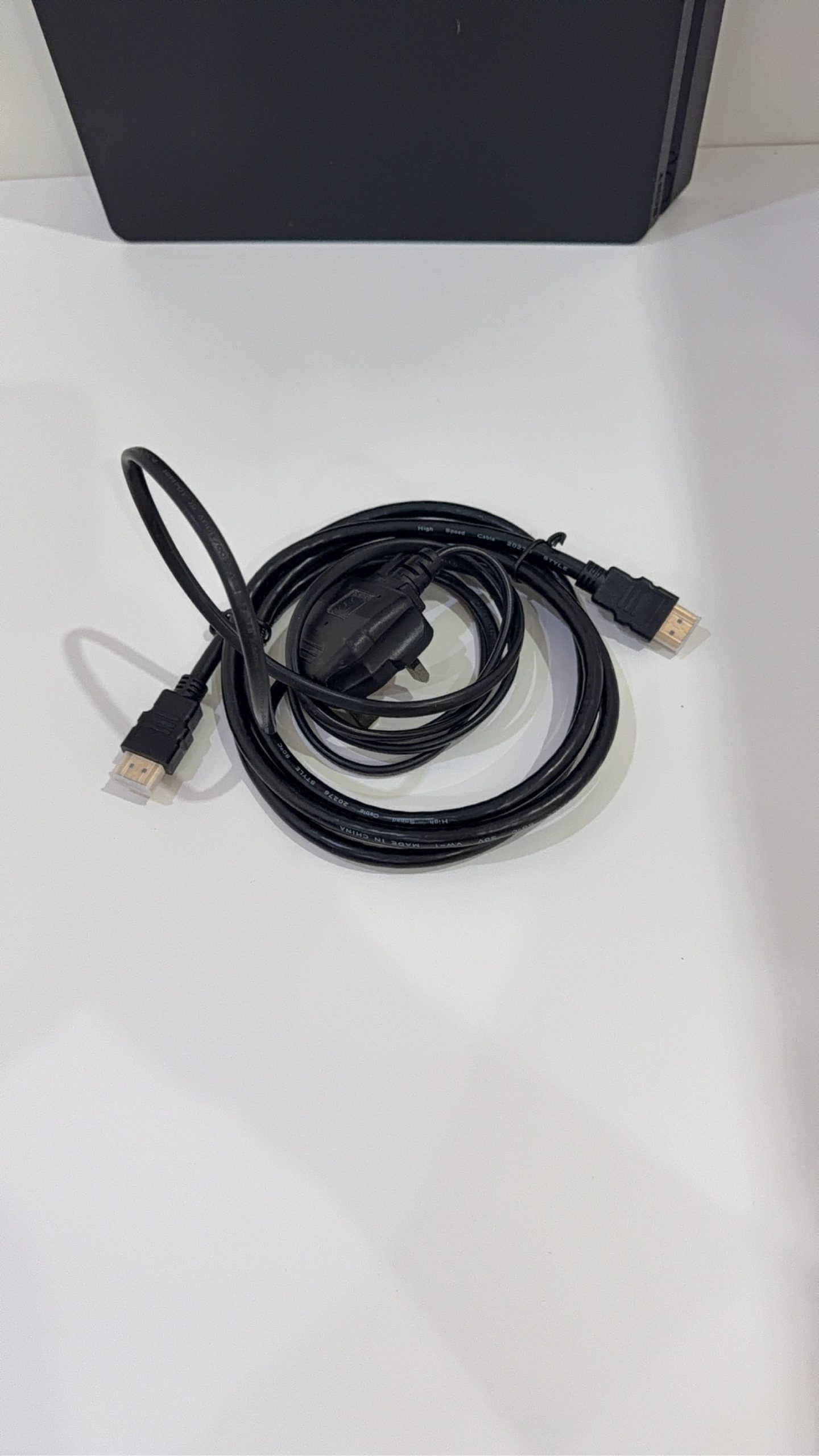 Sony PlayStation 4 PS4 Slim 500GB Black Console + Controller Cables Tested image 8