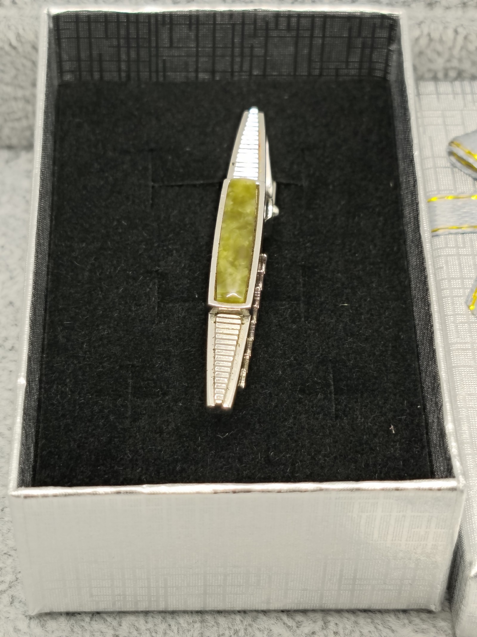 Vintage Silver tone & Green Stone Men's Tie Clip image 2