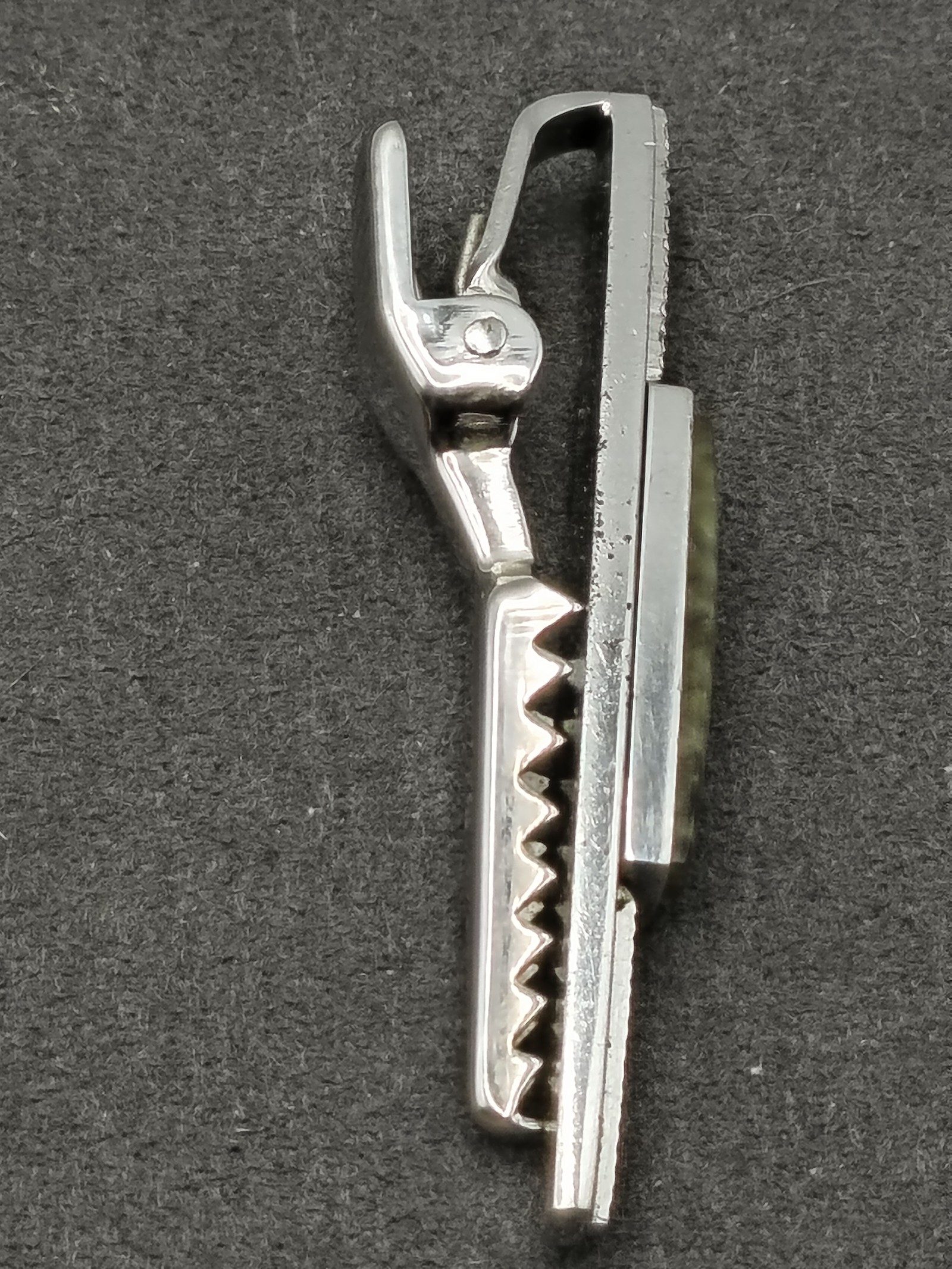 Vintage Silver tone & Green Stone Men's Tie Clip image 8