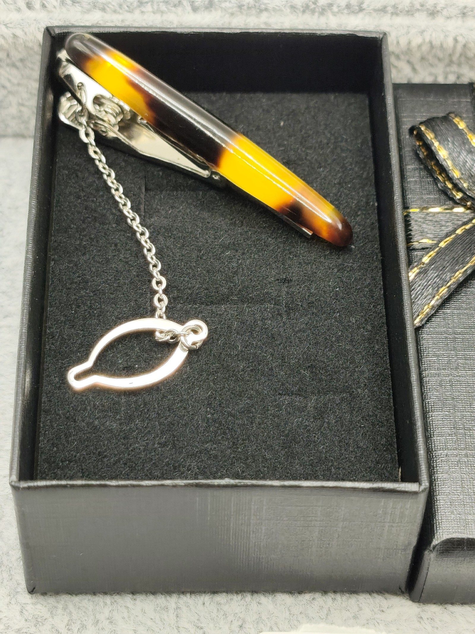 Tortoiseshell Pattern Metal Tie Clip with Chain image 2