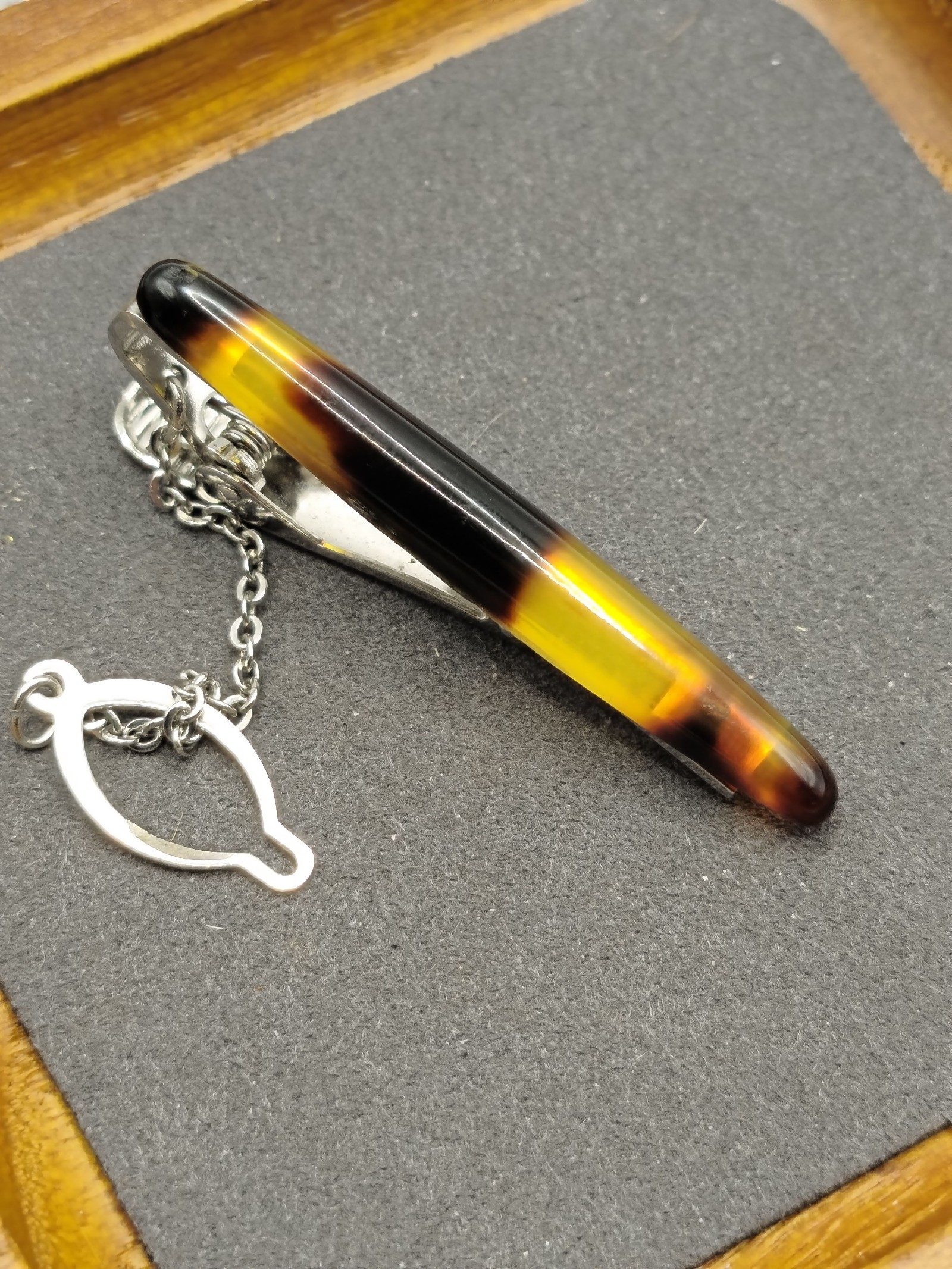 Tortoiseshell Pattern Metal Tie Clip with Chain image 3