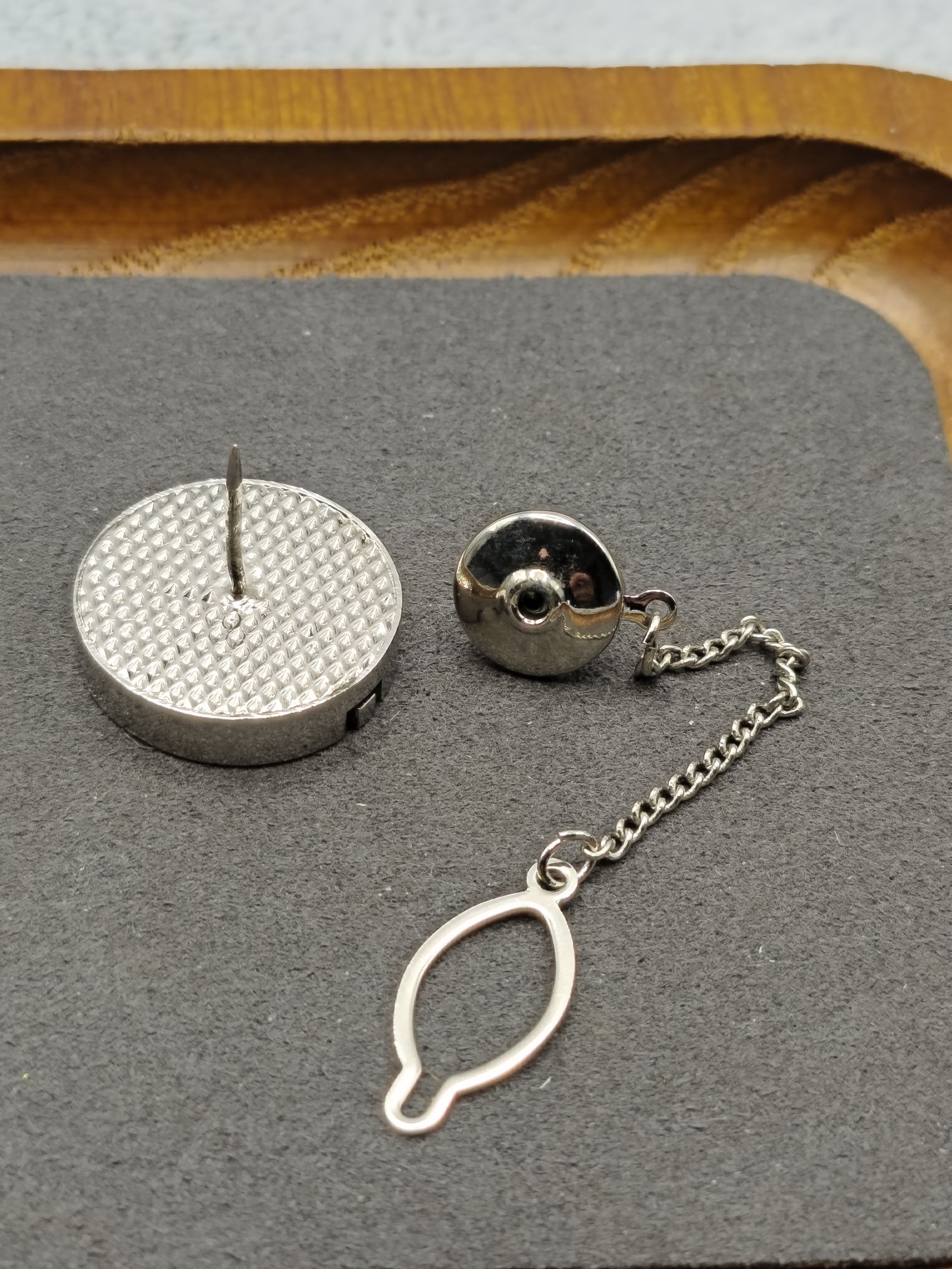 Dunhill Circular Tie Tack with Chain & Gift Box Other Size image 5