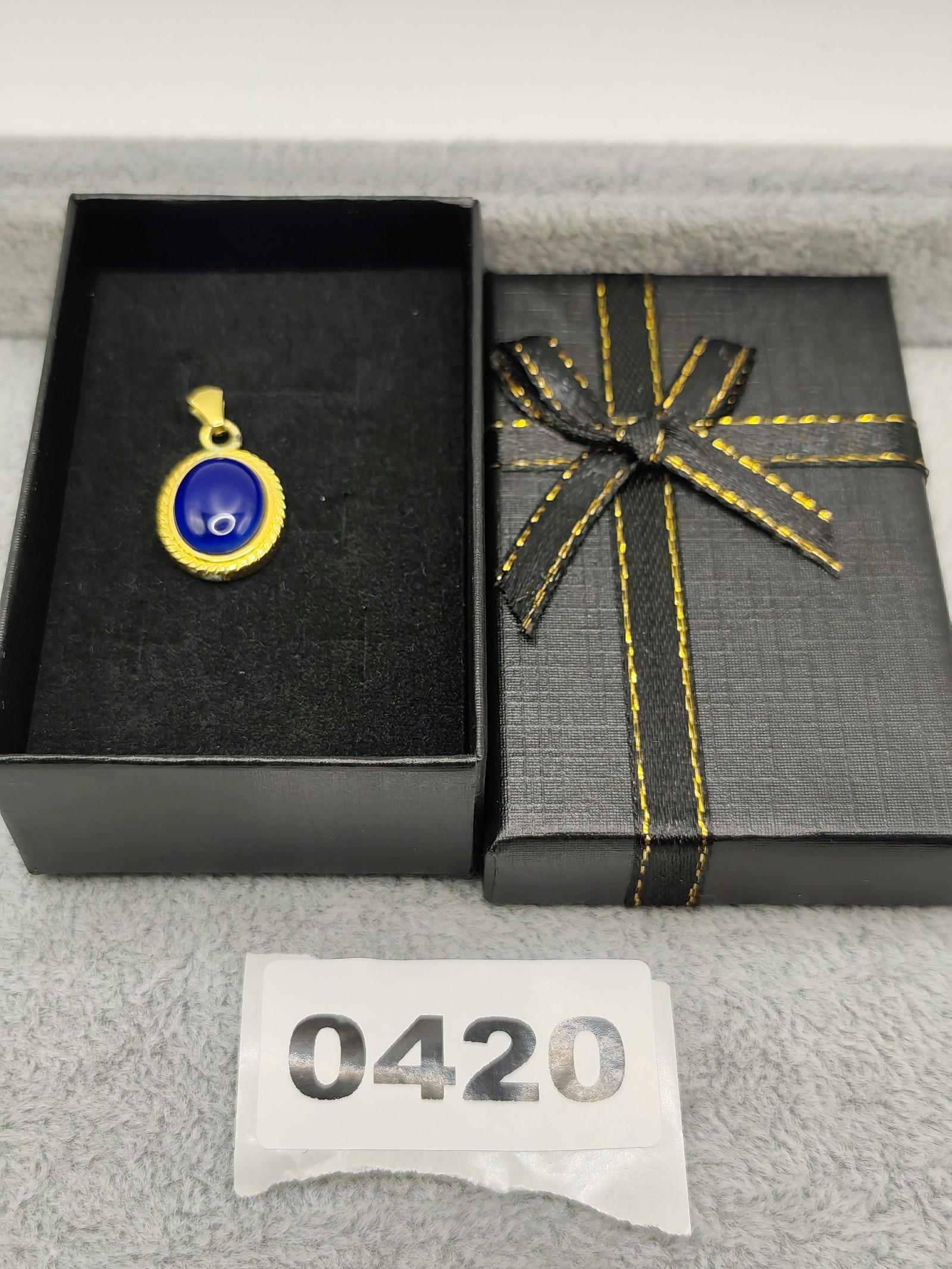 Noritake Blue & Gold Oval Pendant