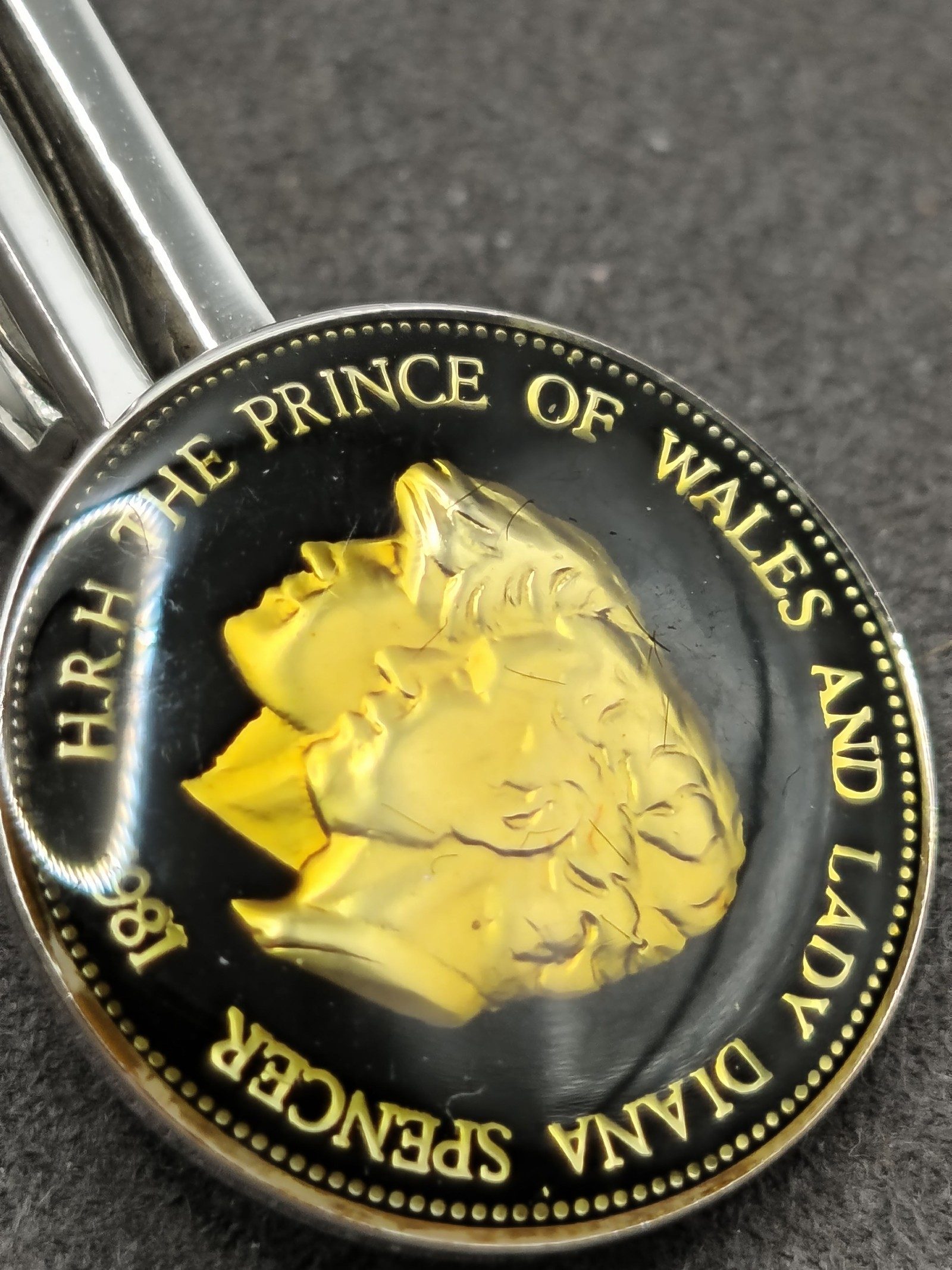 Buckingham Black & Gold Men's Tie Clip with HRH Prince & Lady Diana Emblem image 6