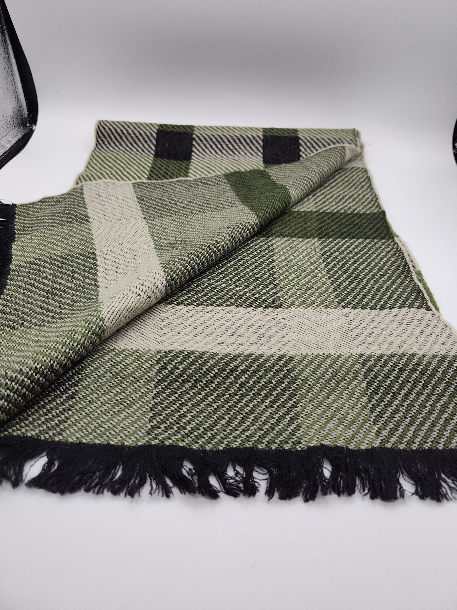 DAKS Green & Black Checked Wool Scarf Unisex image 4