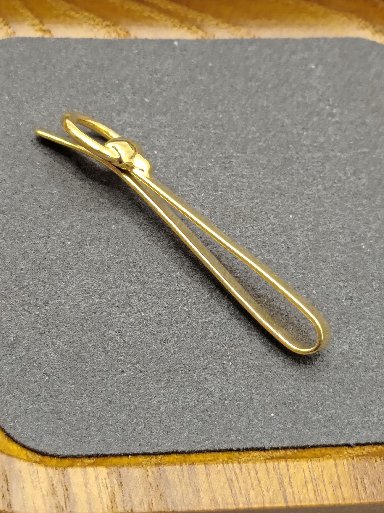 Gucci Men's Gold Tone Tie Clip Made in Italy Other image 10