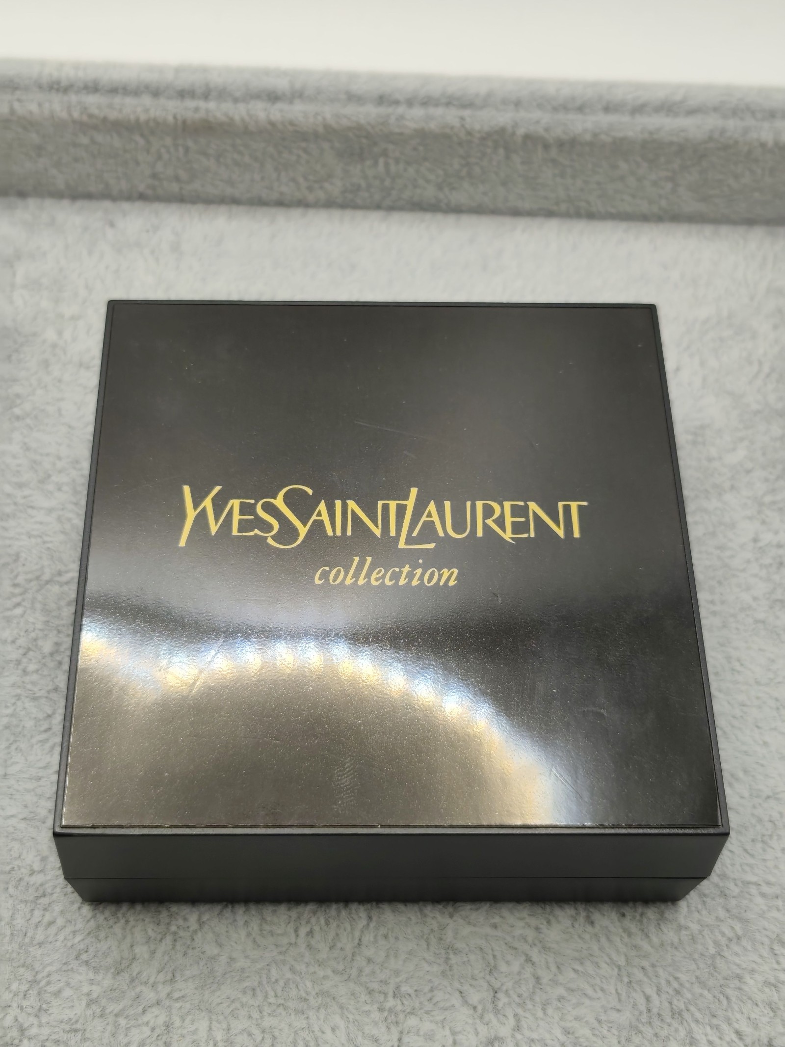 Yves Saint Laurent Men Blue & Black Enamel Cufflinks & Tie Tack Set image 3