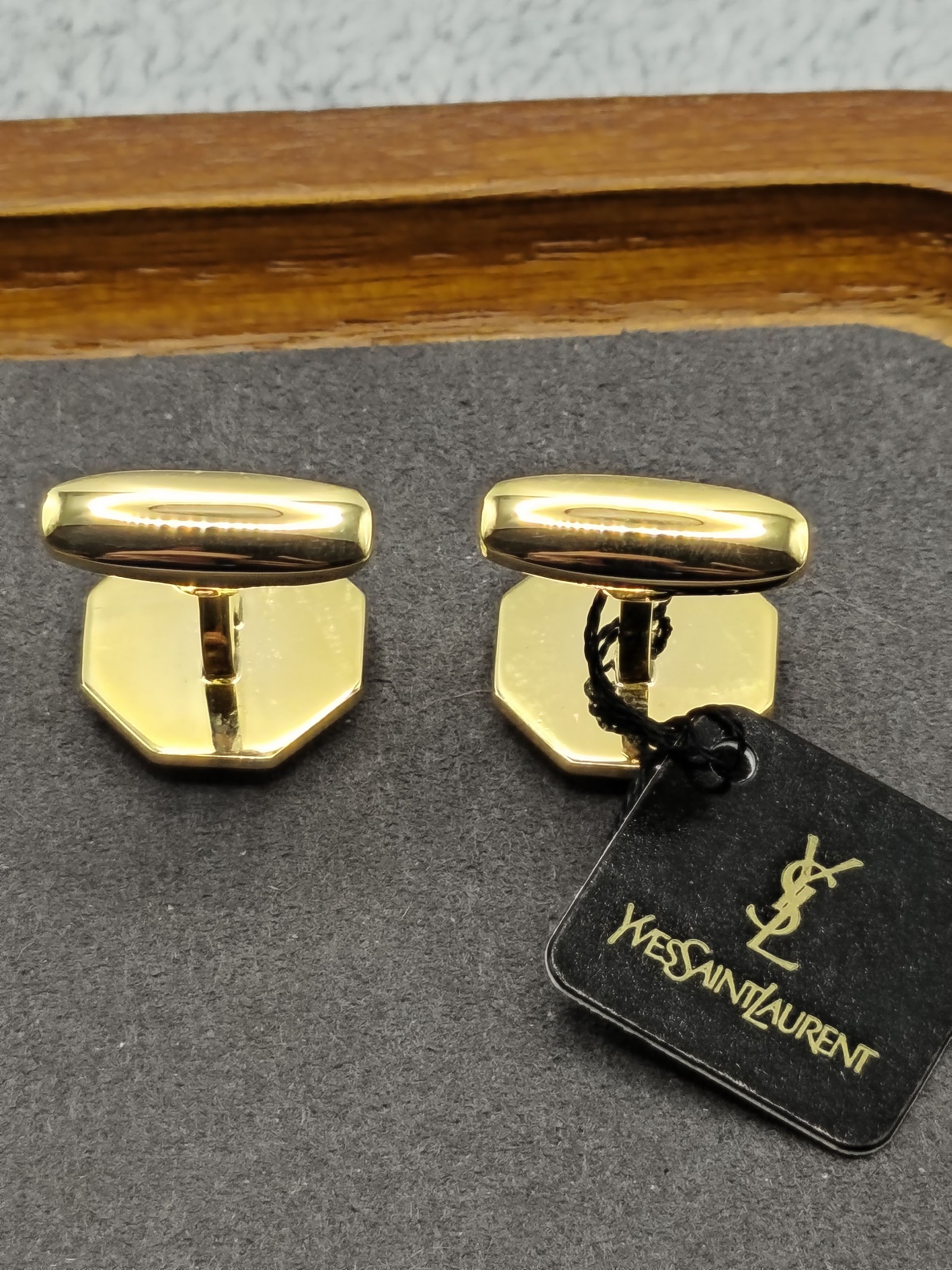 Yves Saint Laurent Men Blue & Black Enamel Cufflinks & Tie Tack Set image 7