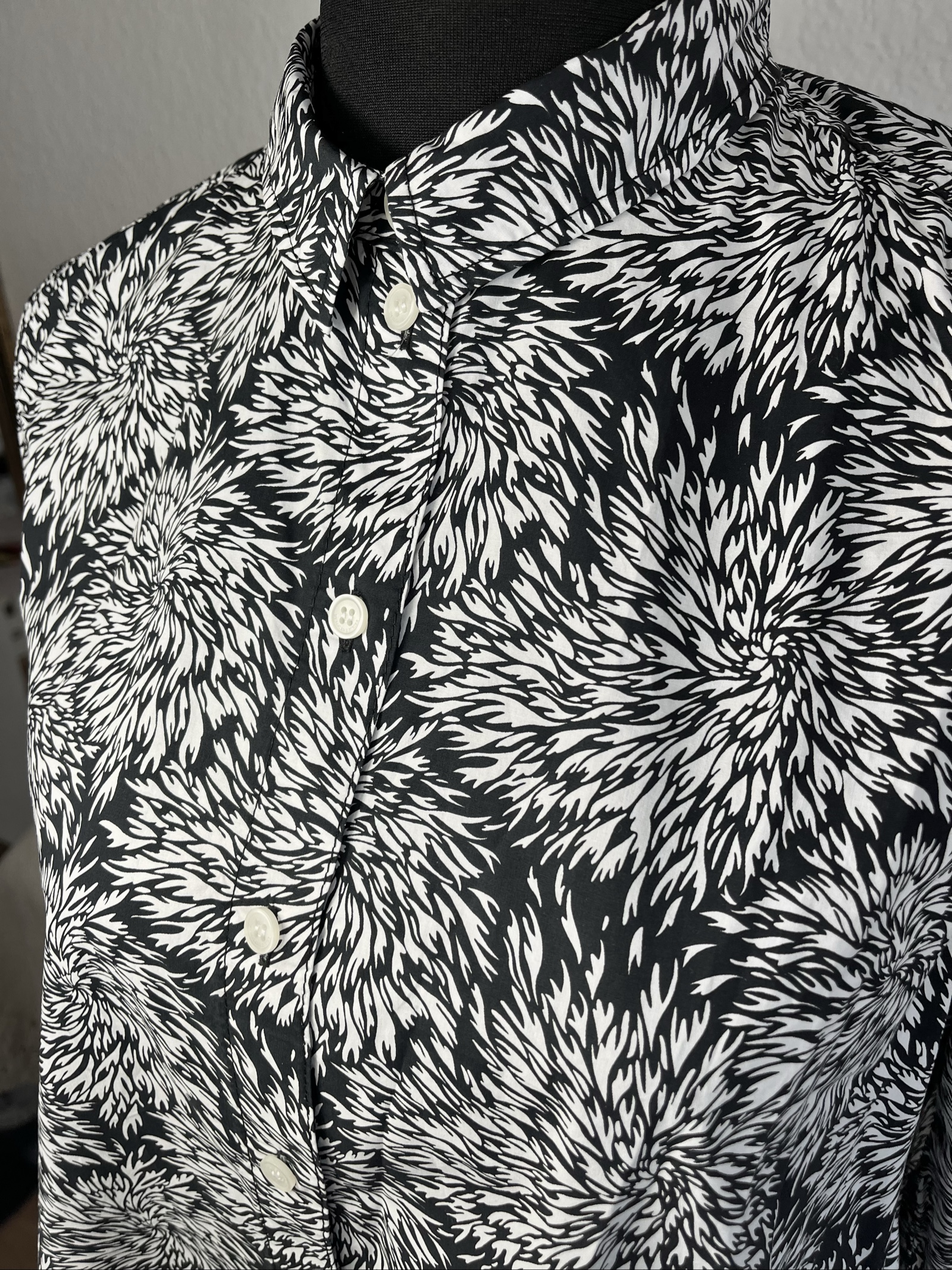 By Malene Birger Oversized shirt cotton popeline modern art print Avantgarde image 7