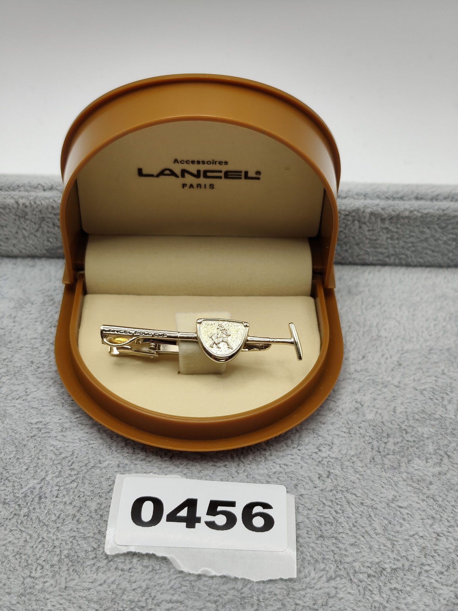 Lancel Gold Tone Polo Cup Men’s Tie Clip One Size