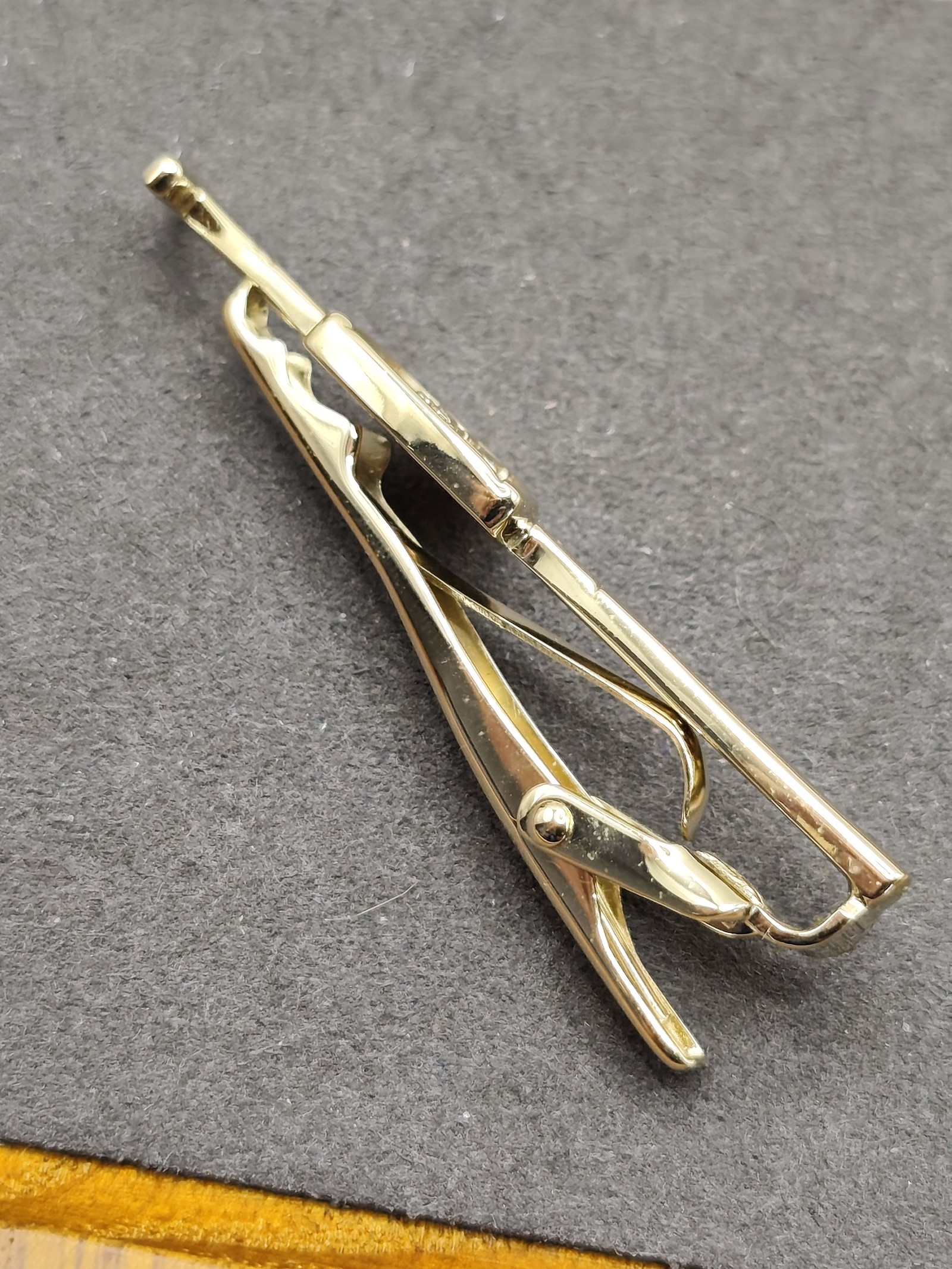 Lancel Gold Tone Polo Cup Men’s Tie Clip One Size image 10
