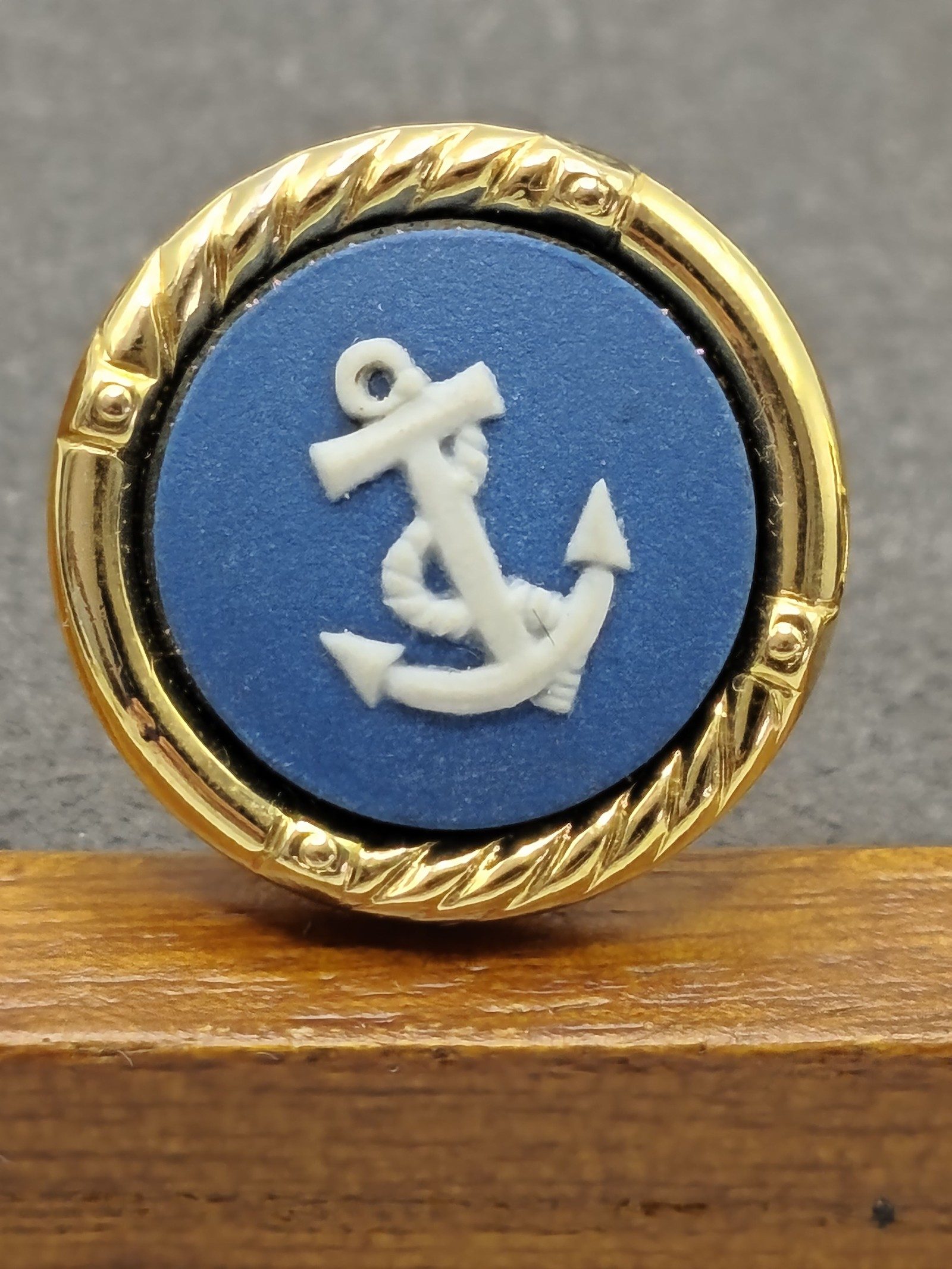 Wedgwood Men's Blue & White Anchor Cufflinks & Tie Clip Set image 6