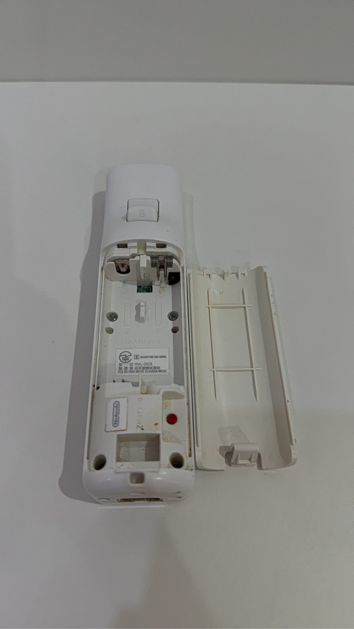 Official Nintendo Wii Remote Controller Tested Working Light Corrosion image 4