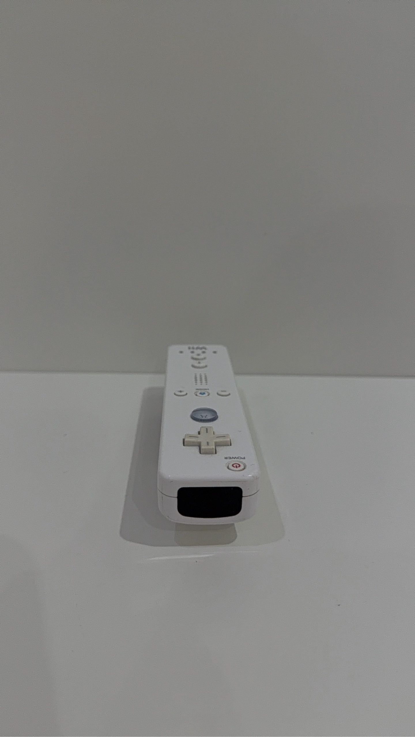 Official Nintendo Wii Remote White Genuine Tested Working Minor Corrosion image 3