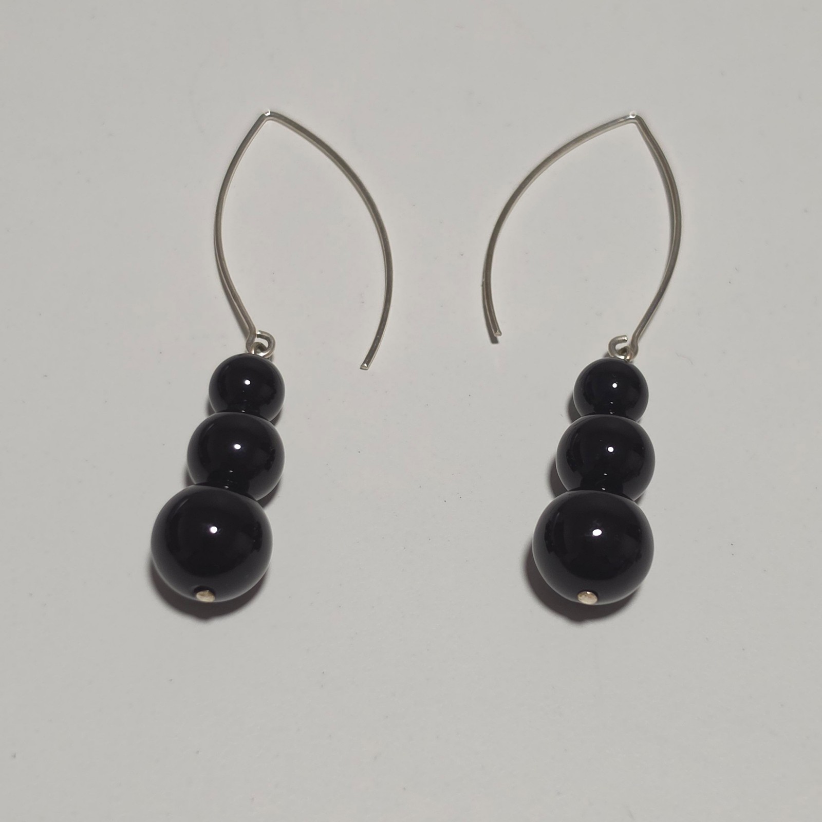 925 Black Beaded Silver Hook Earrings.b5