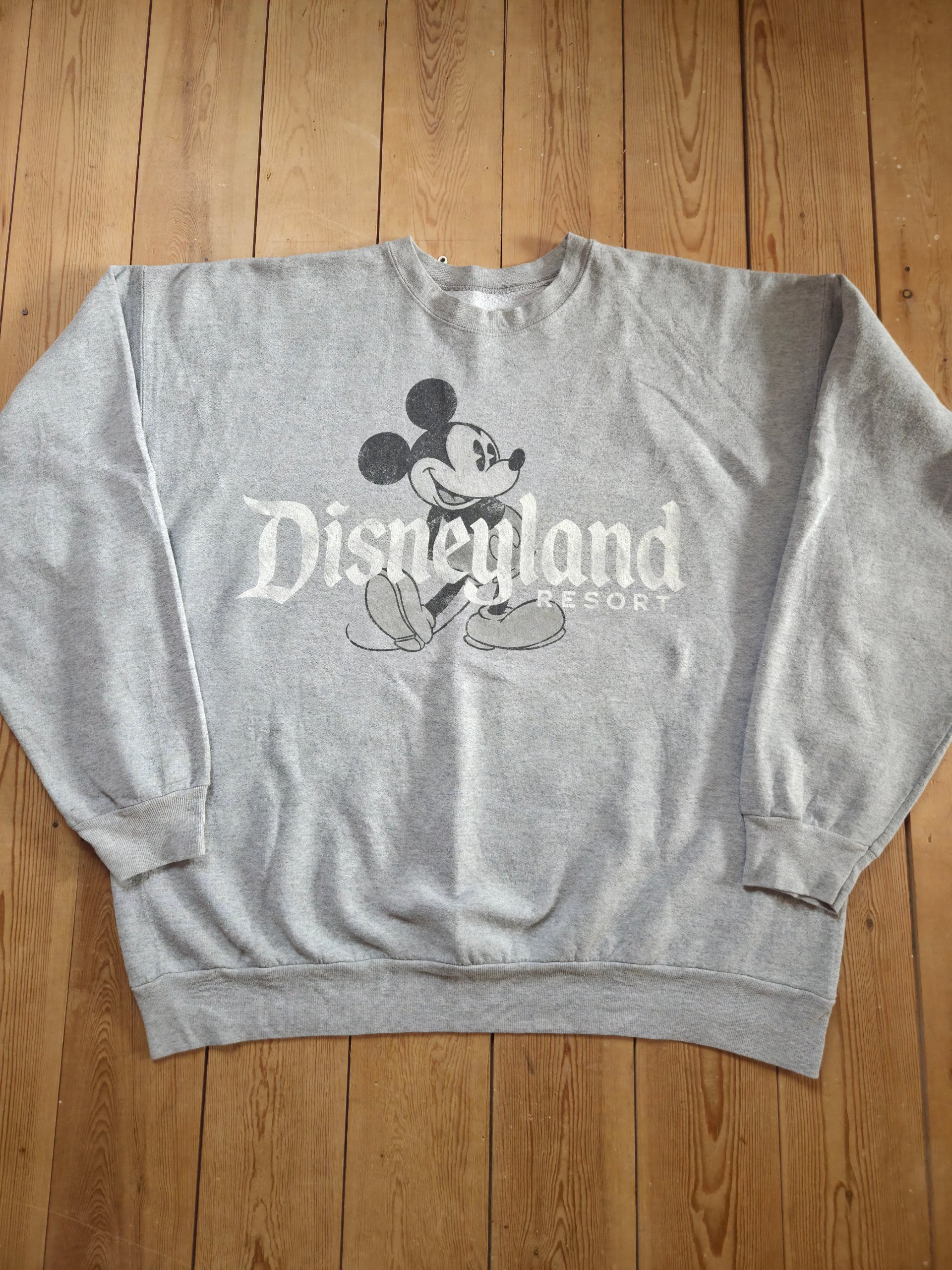 Disneyland Resort Mickey Mouse Grey Hanes Crewneck Sweatshirt Size XL