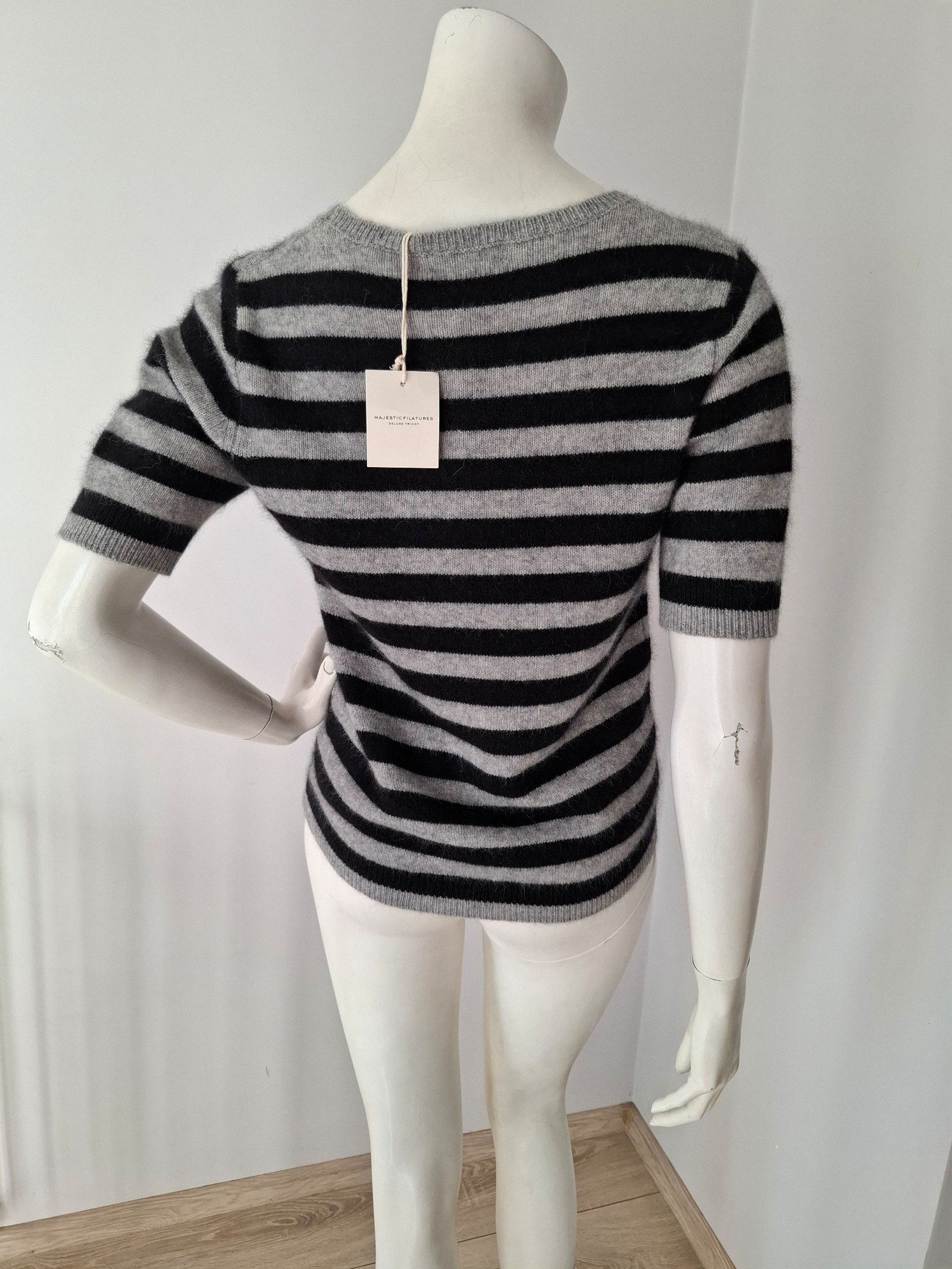 Majestic Filatures Striped Womens racoon wool short sleeve Sweater top extra soft Size S /M New with tags image 3