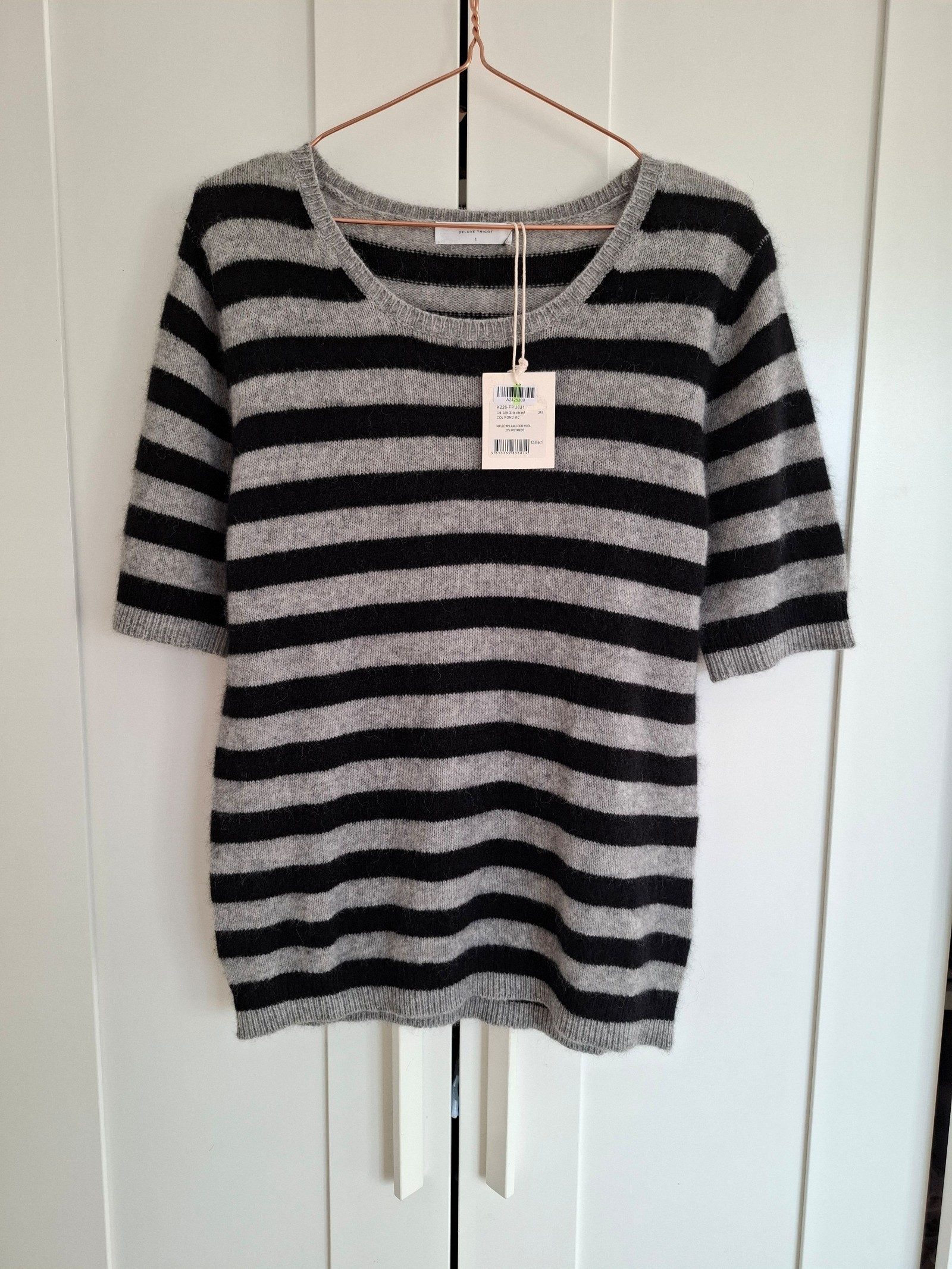 Majestic Filatures Striped Womens racoon wool short sleeve Sweater top extra soft Size S /M New with tags image 5