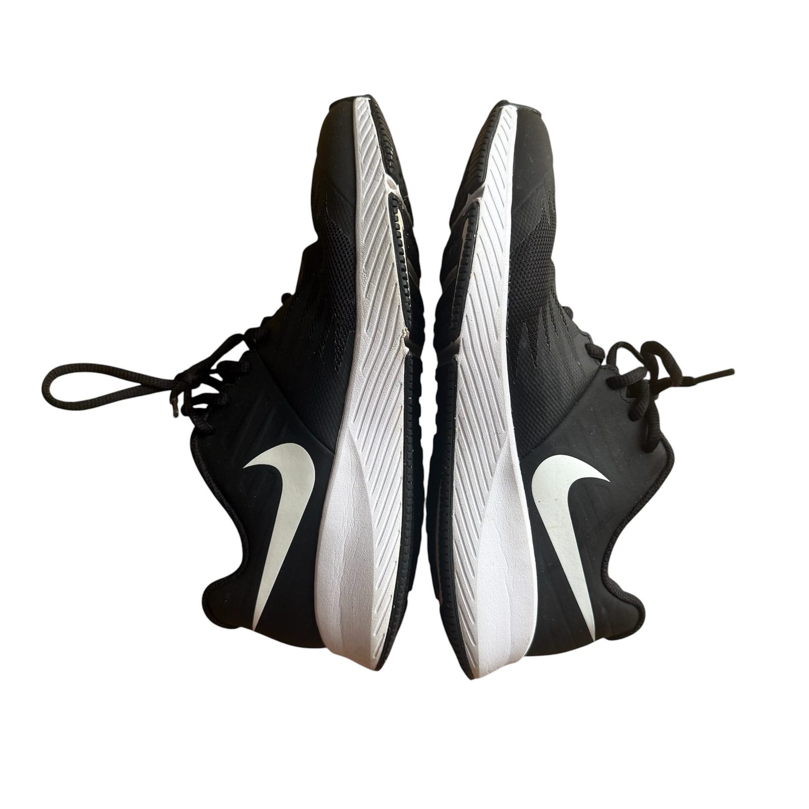 Nike Star Runner GS Trainers UK 5.5 Black White 907254-001 image 4