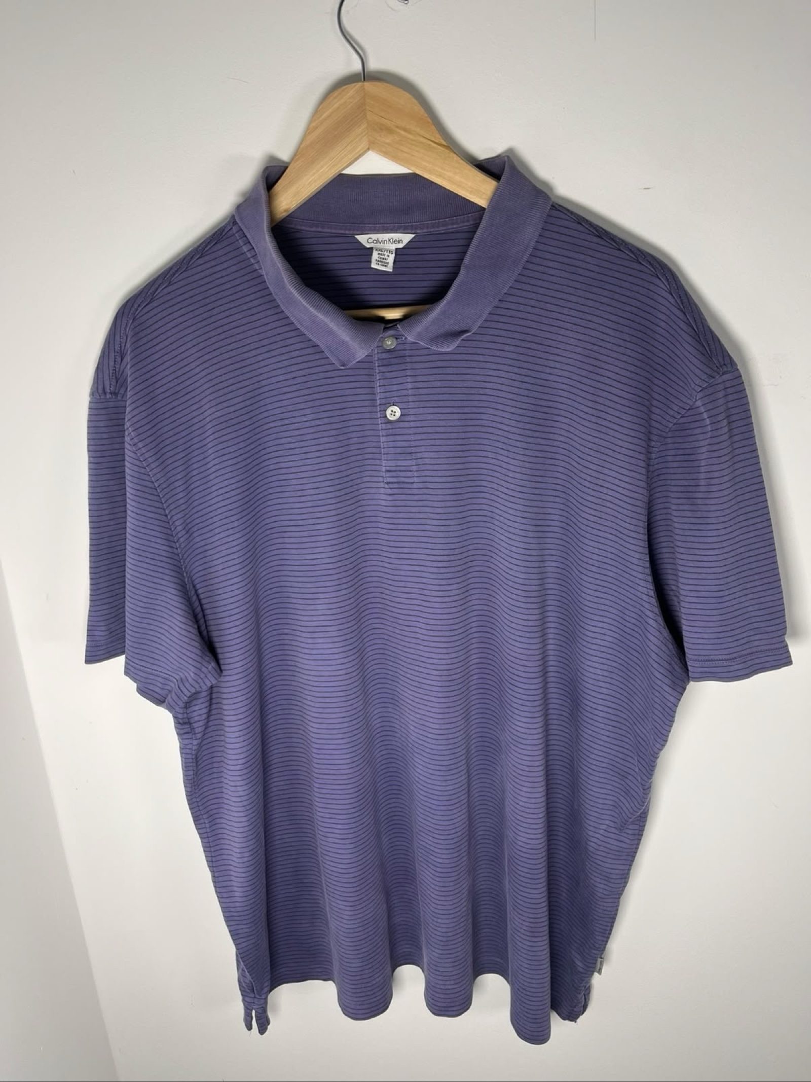 Calvin Klein Men's Blue Stripe Polo Shirt Medium