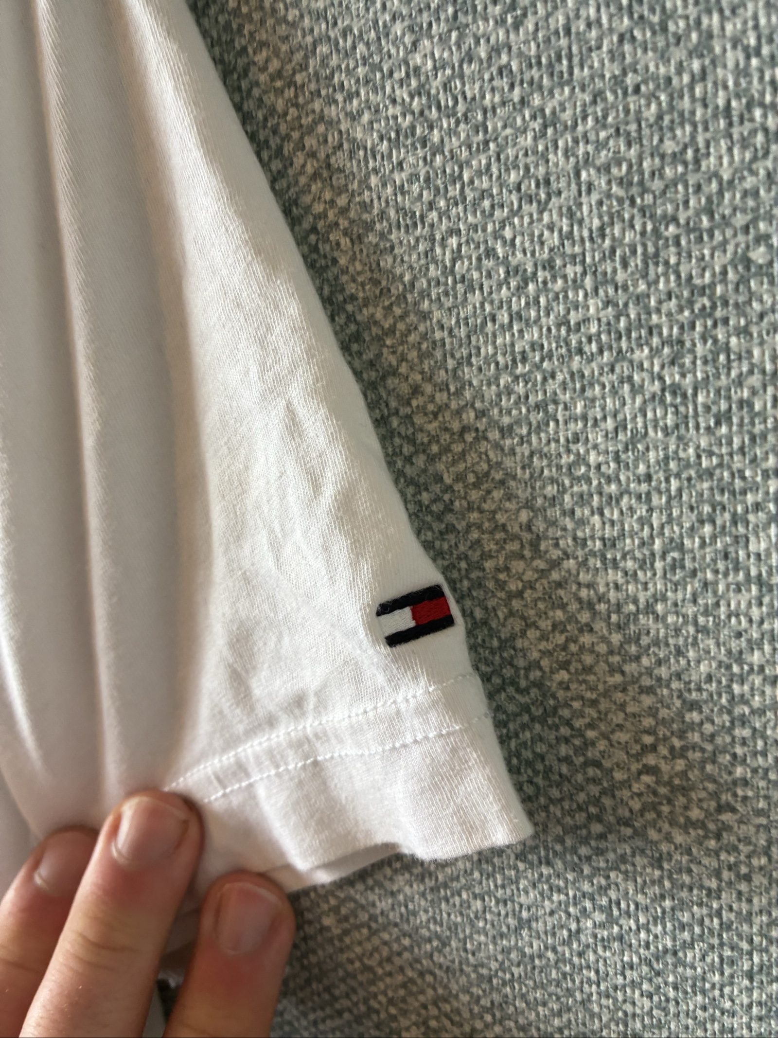 Tommy Hilfiger Men's White Organic Cotton Navigator Logo T-Shirt Medium image 4