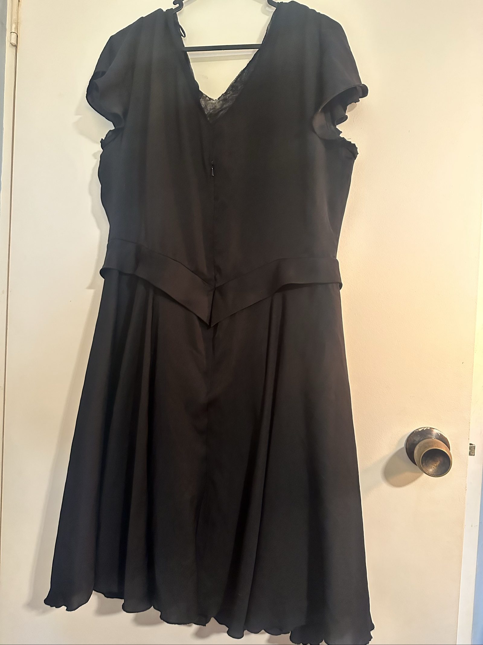 Leona Black Women's V-Neck Chiffon Dress XL image 4