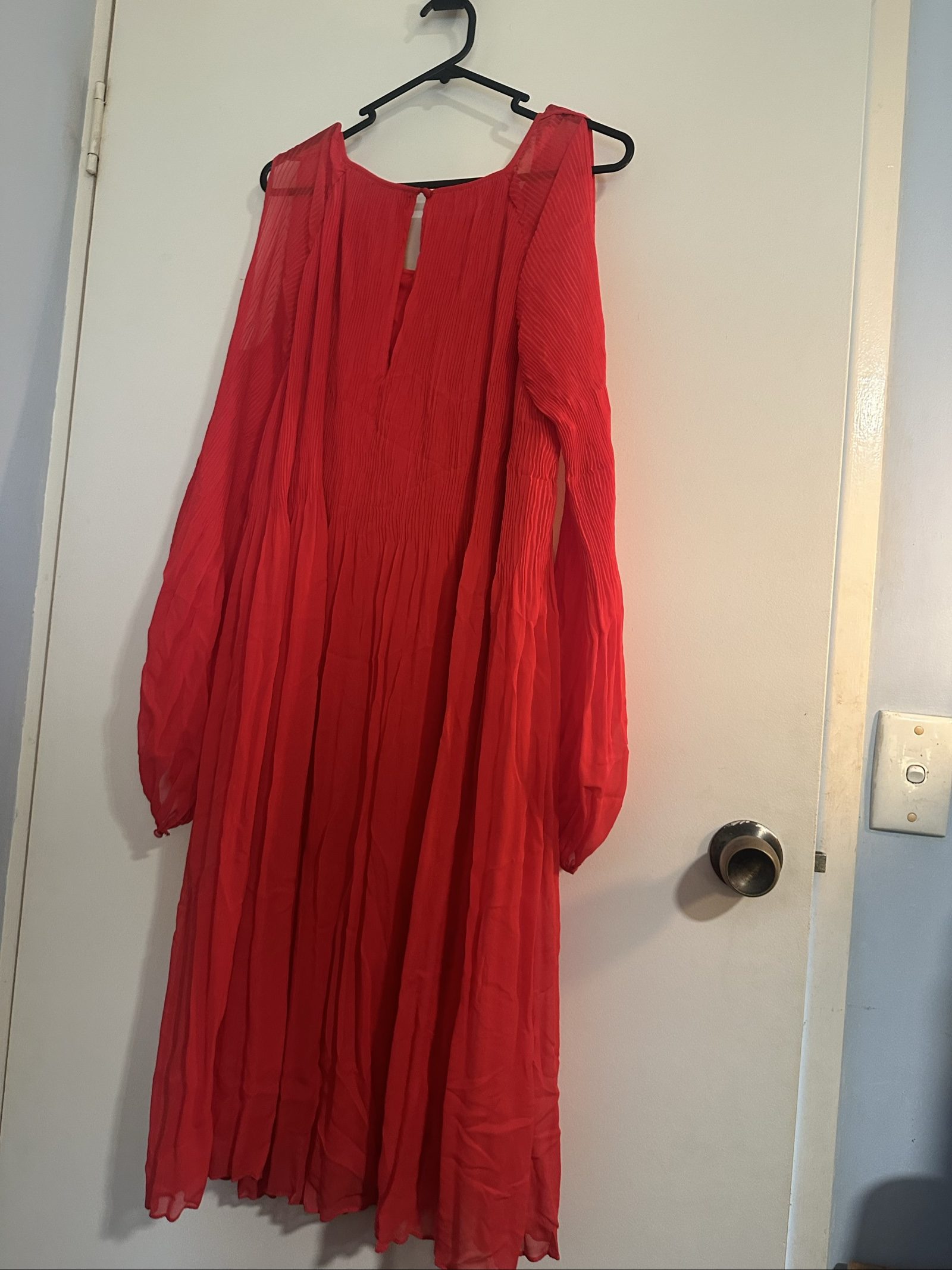 Jane Lamerton Red Pleated Cold Shoulder Dress Size 16 image 4