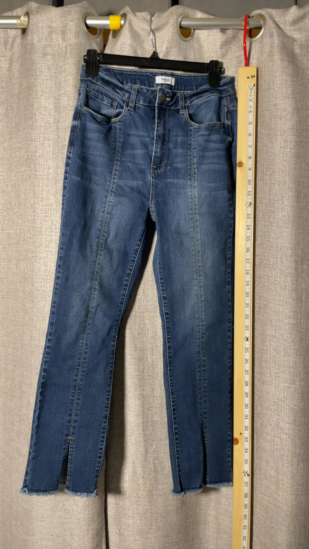 Kensie Blue Denim Jeans Women's 8/29 Frayed Hem