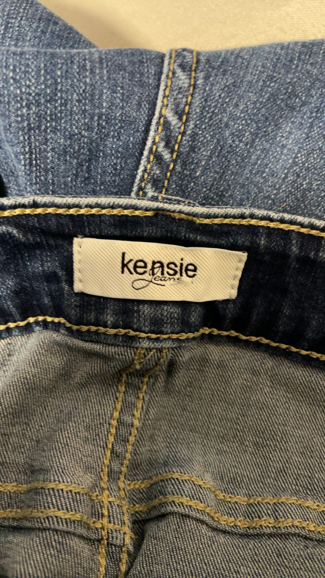 Kensie Blue Denim Jeans Women's 8/29 Frayed Hem image 2