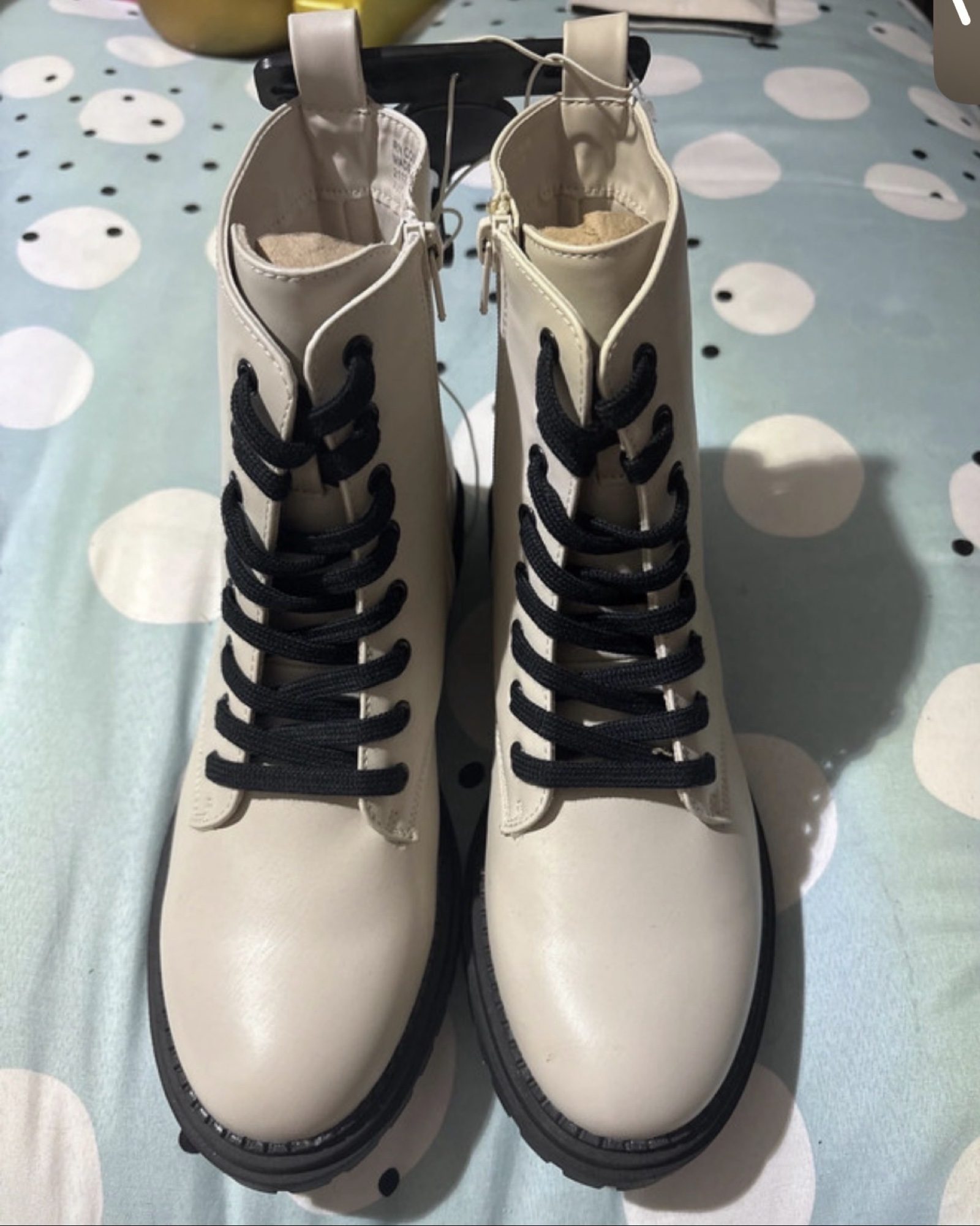 White Combat Ankle Boots UK 6 Black Sole